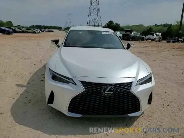 10 Photograph of a damaged car JTHAA1D25M5116367 LEXUS IS 2021