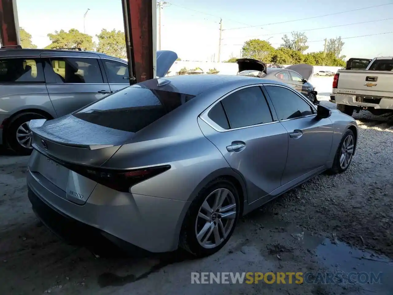 4 Photograph of a damaged car JTHAA1D28M5112796 LEXUS IS 2021