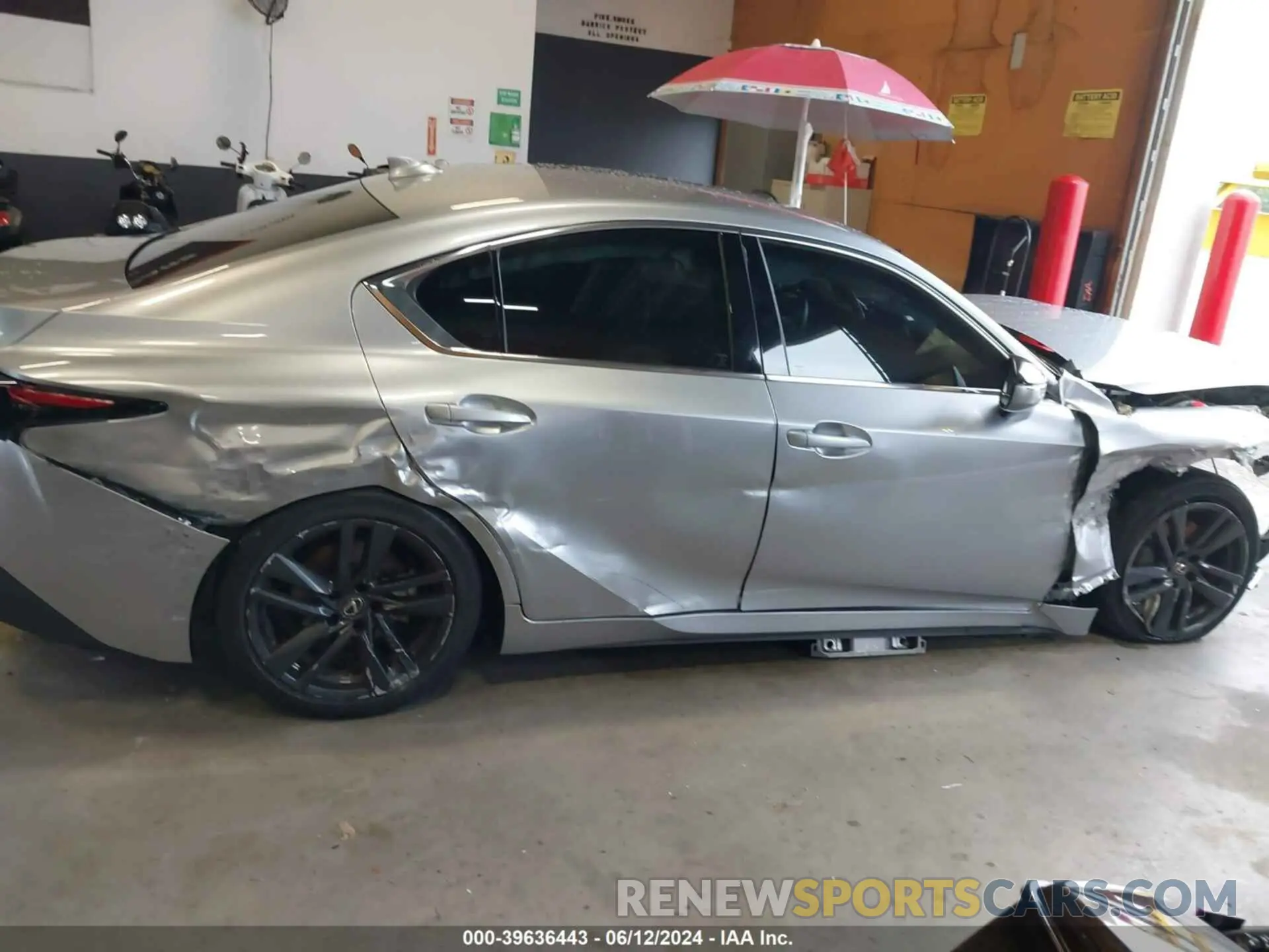 20 Photograph of a damaged car JTHAA1D2XM5109379 LEXUS IS 2021