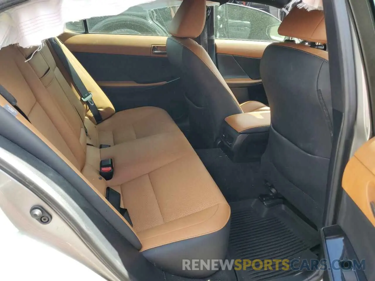 10 Photograph of a damaged car JTHCA1D21M5109473 LEXUS IS 2021
