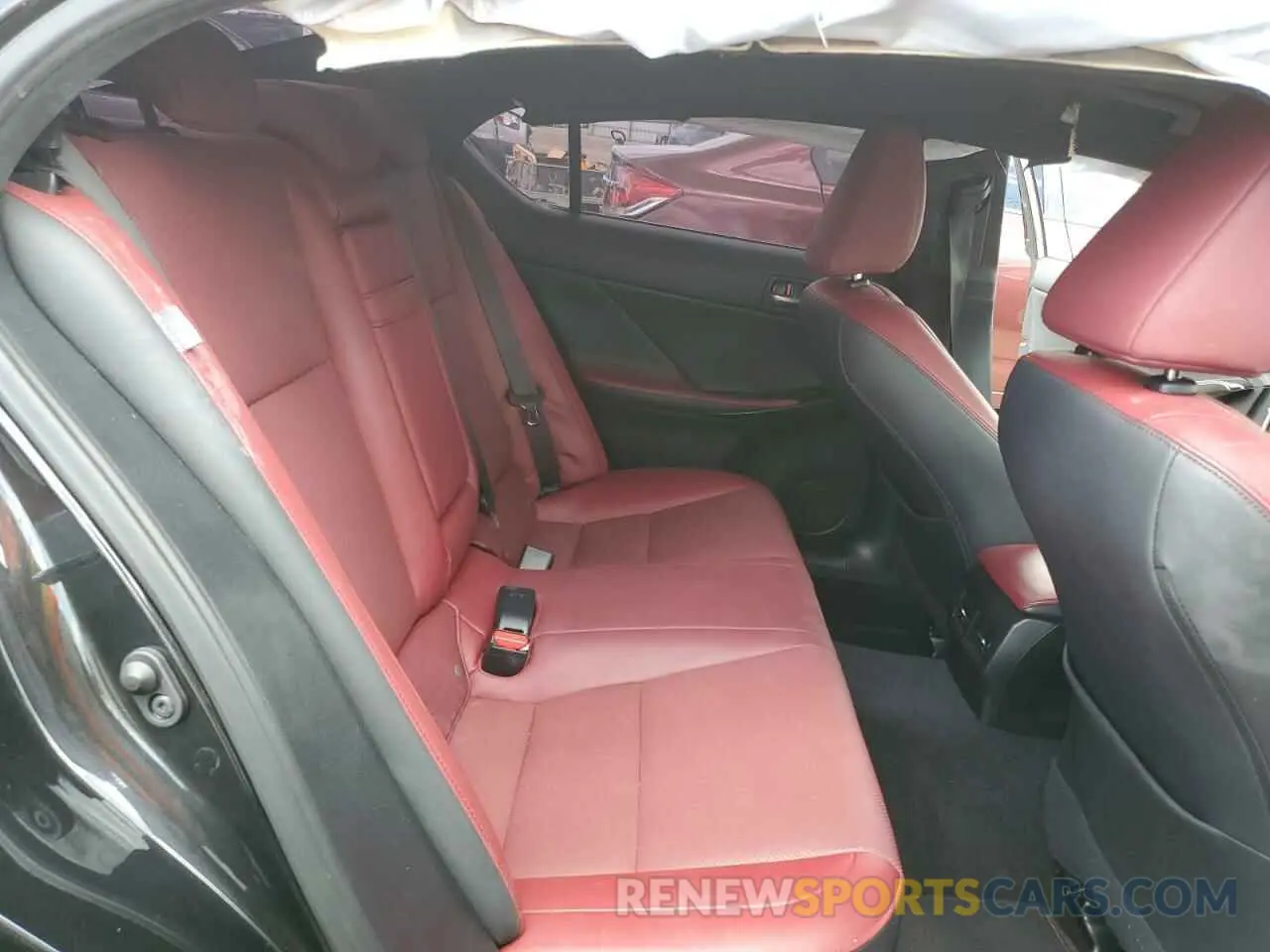 10 Photograph of a damaged car JTHCA1D26M5114586 LEXUS IS 2021