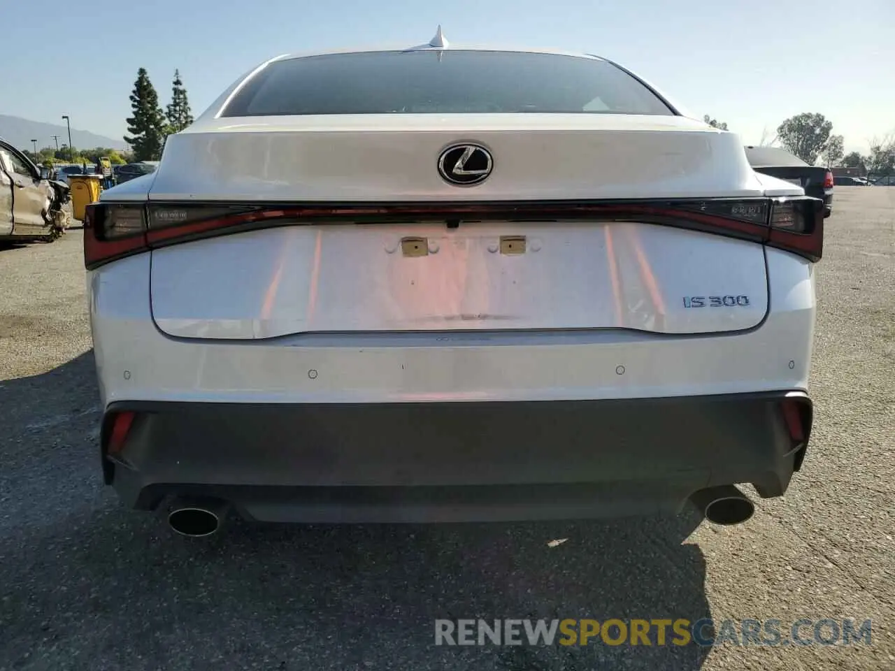 6 Photograph of a damaged car JTHCA1D29M5115392 LEXUS IS 2021