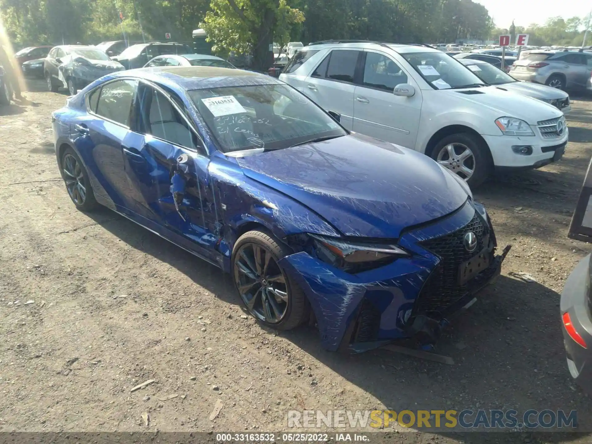 1 Photograph of a damaged car JTHGZ1E27M5022587 LEXUS IS 2021