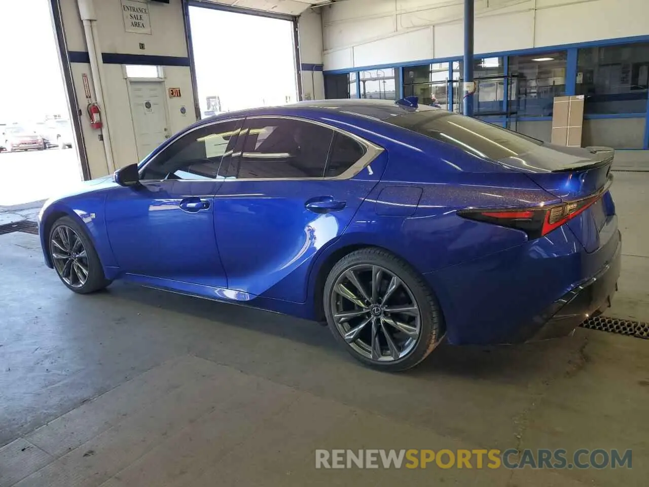 2 Photograph of a damaged car JTHG81F28N5048165 LEXUS IS 2022