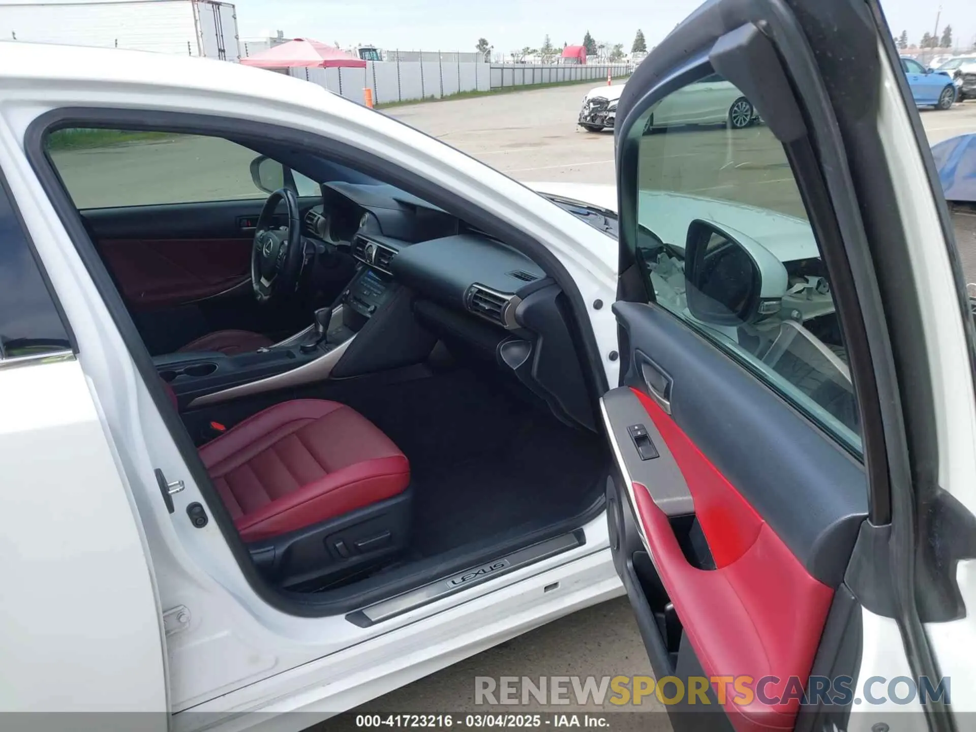5 Photograph of a damaged car JTHBA1D20K5096708 LEXUS IS 300 2019