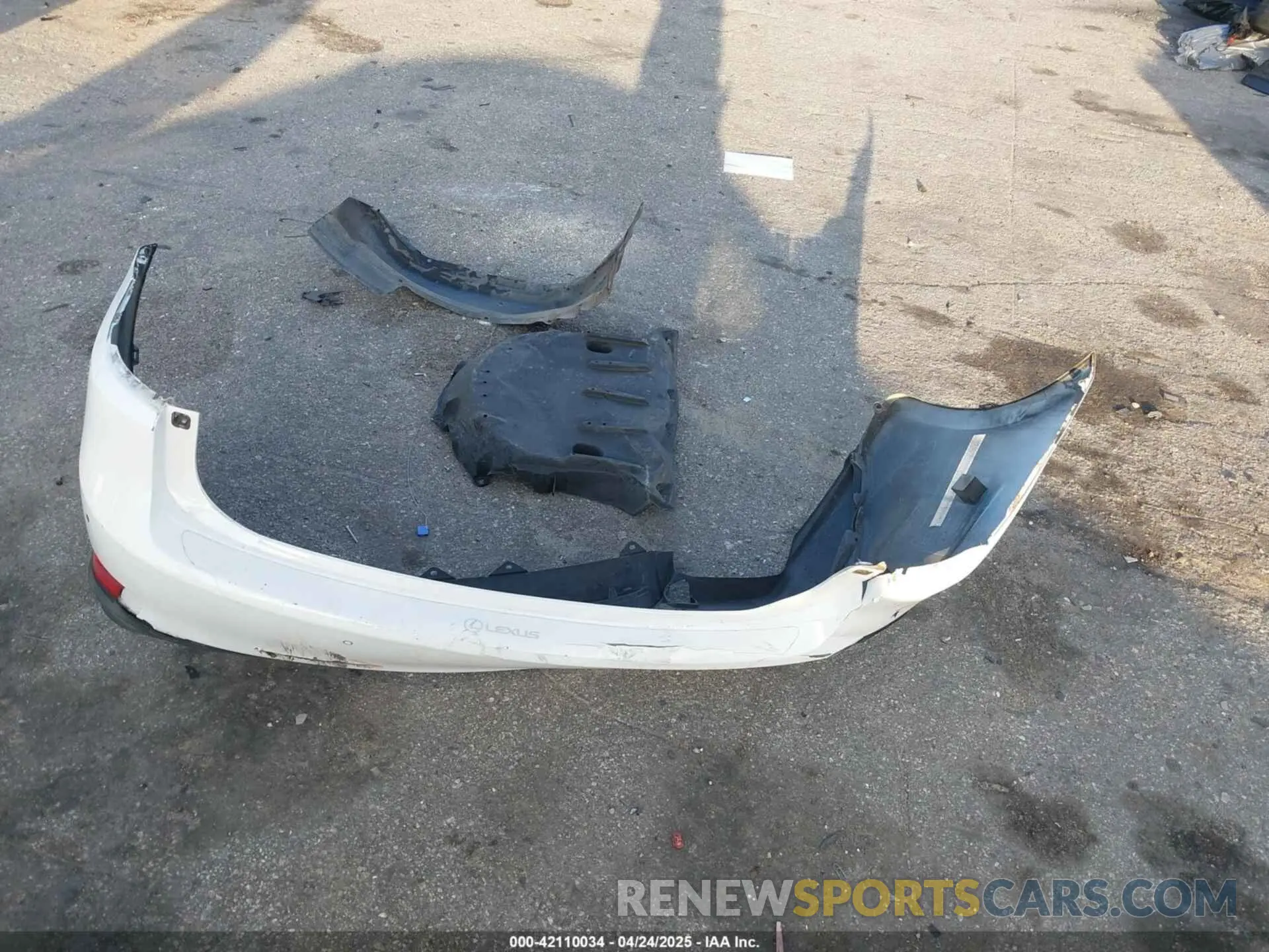 12 Photograph of a damaged car JTHBA1D21K5093168 LEXUS IS 300 2019