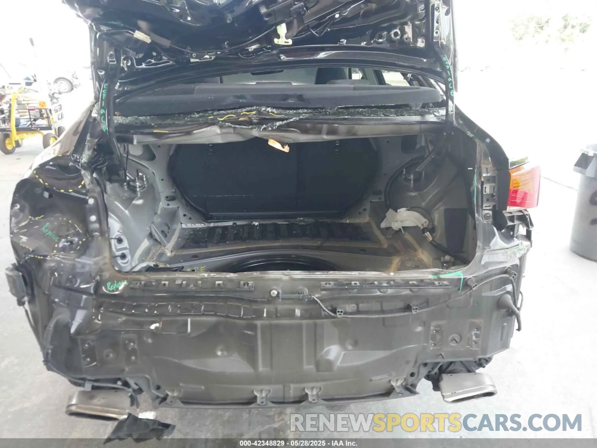 6 Photograph of a damaged car JTHBA1D26K5091299 LEXUS IS 300 2019
