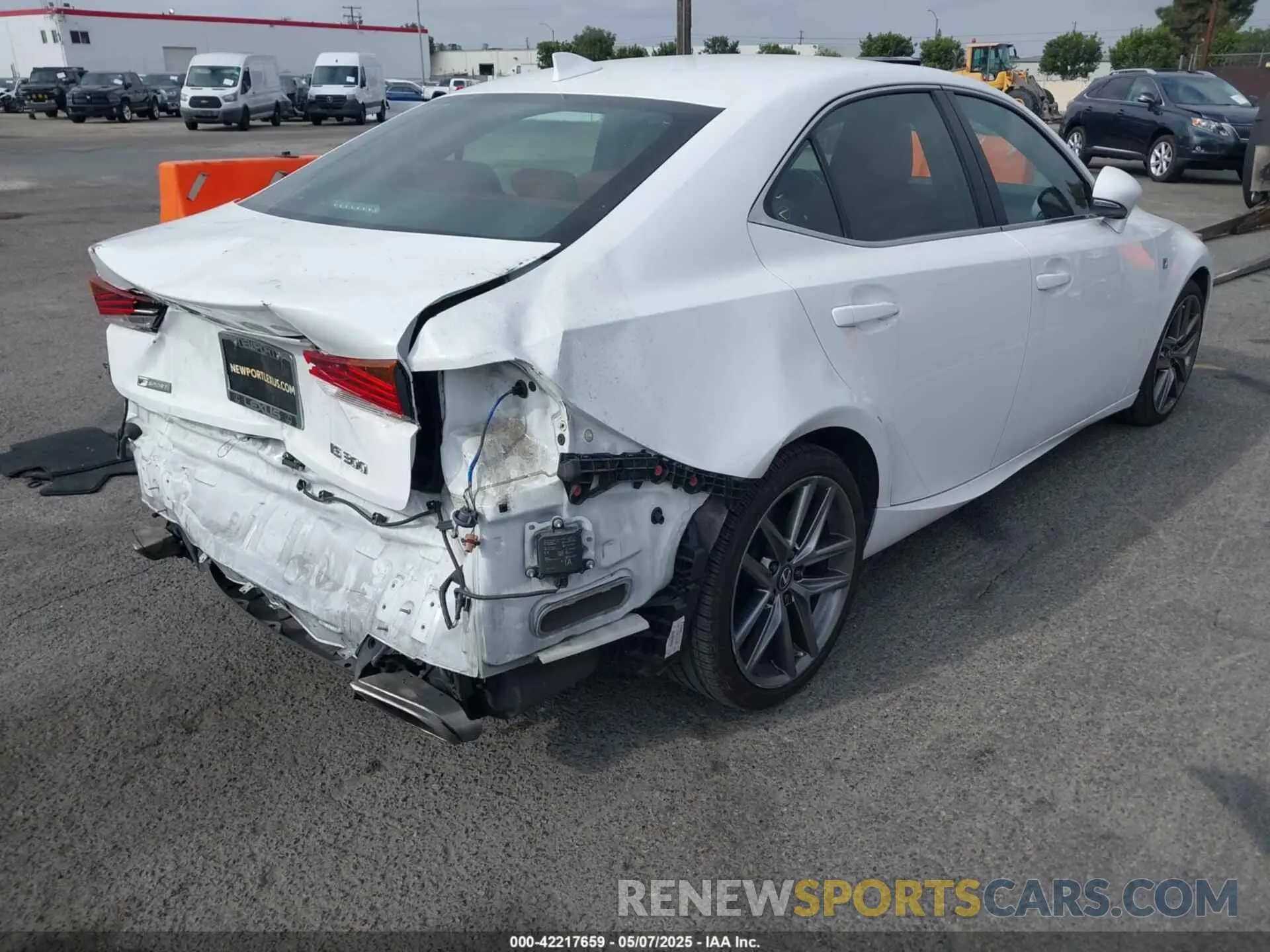 4 Photograph of a damaged car JTHBA1D28K5099436 LEXUS IS 300 2019