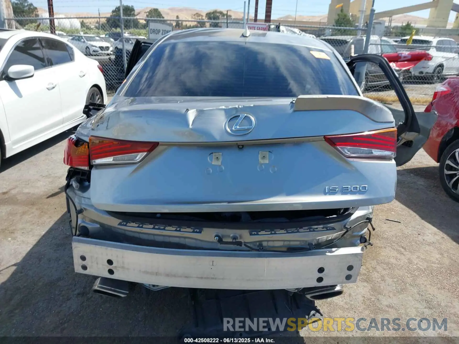 15 Photograph of a damaged car JTHBA1D29K5087411 LEXUS IS 300 2019