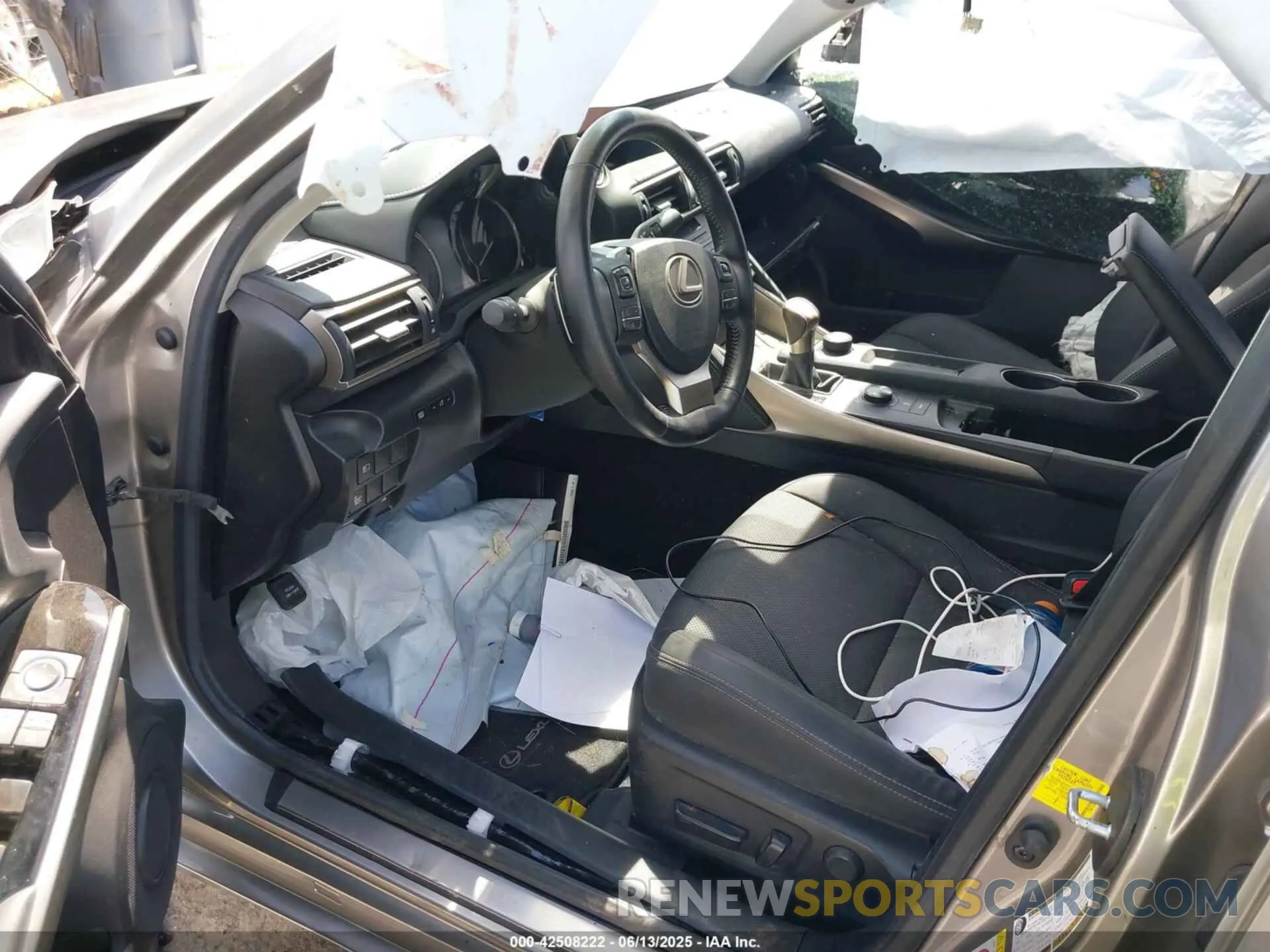 5 Photograph of a damaged car JTHBA1D29K5087411 LEXUS IS 300 2019
