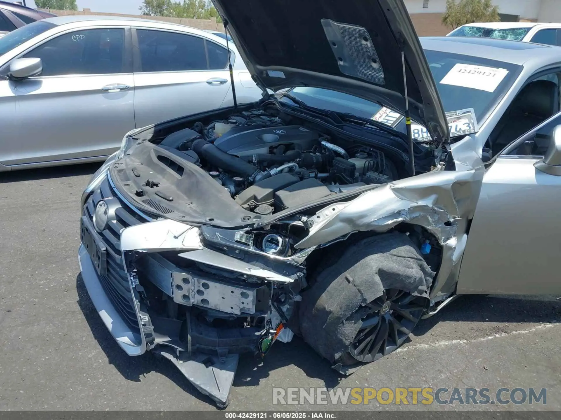 17 Photograph of a damaged car JTHBA1D2XK5088177 LEXUS IS 300 2019