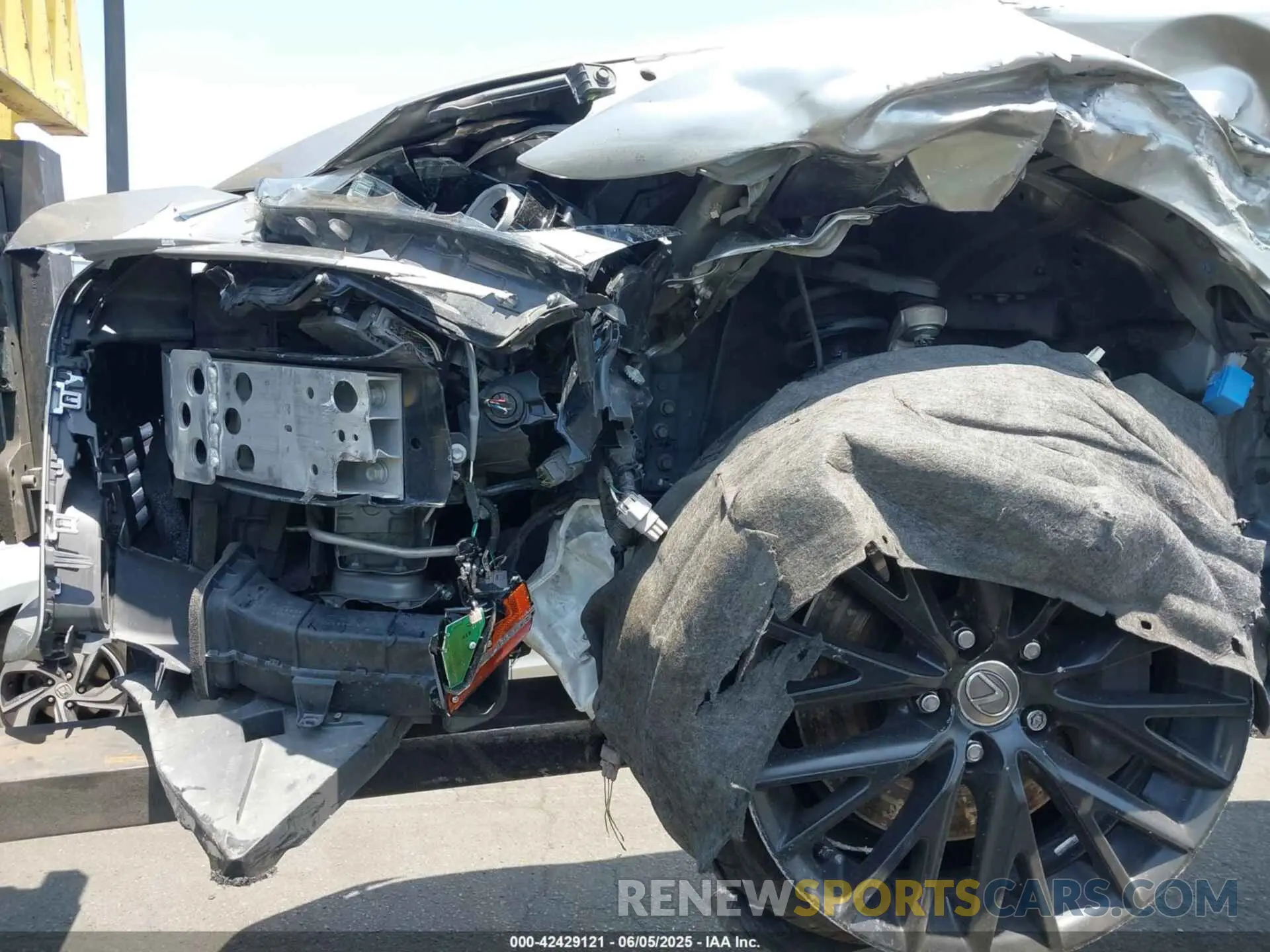 20 Photograph of a damaged car JTHBA1D2XK5088177 LEXUS IS 300 2019