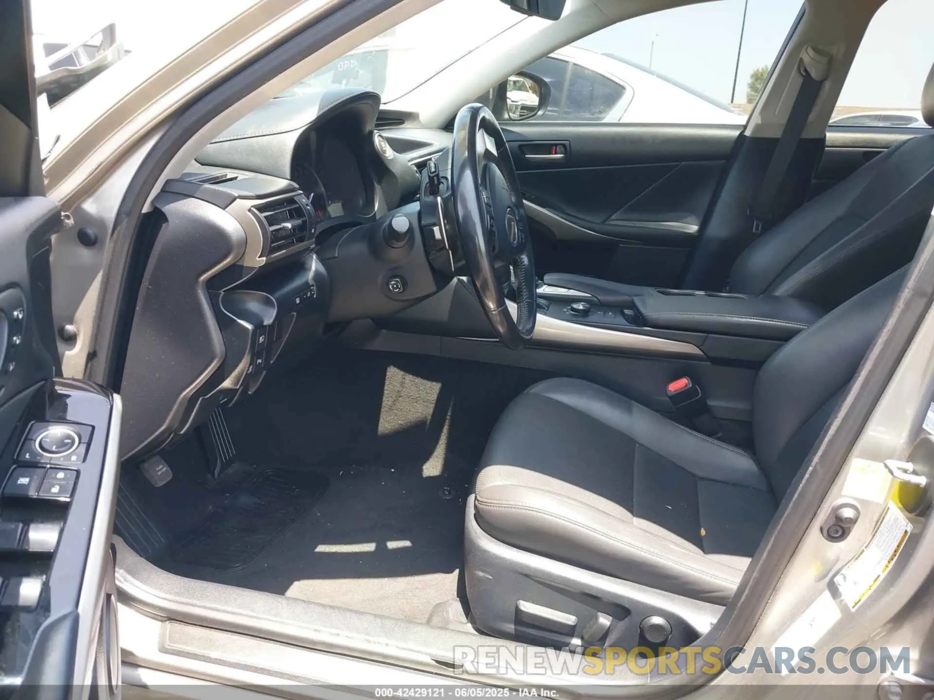 5 Photograph of a damaged car JTHBA1D2XK5088177 LEXUS IS 300 2019