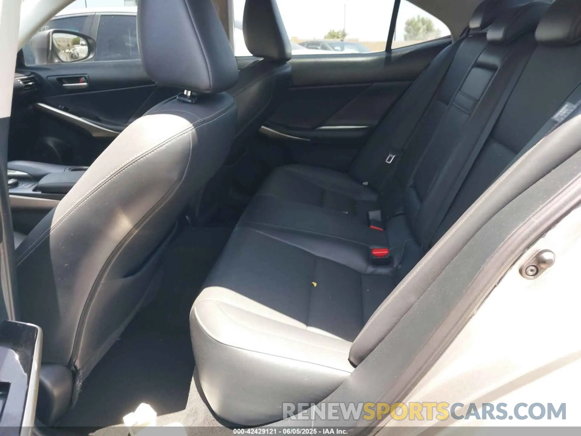 8 Photograph of a damaged car JTHBA1D2XK5088177 LEXUS IS 300 2019