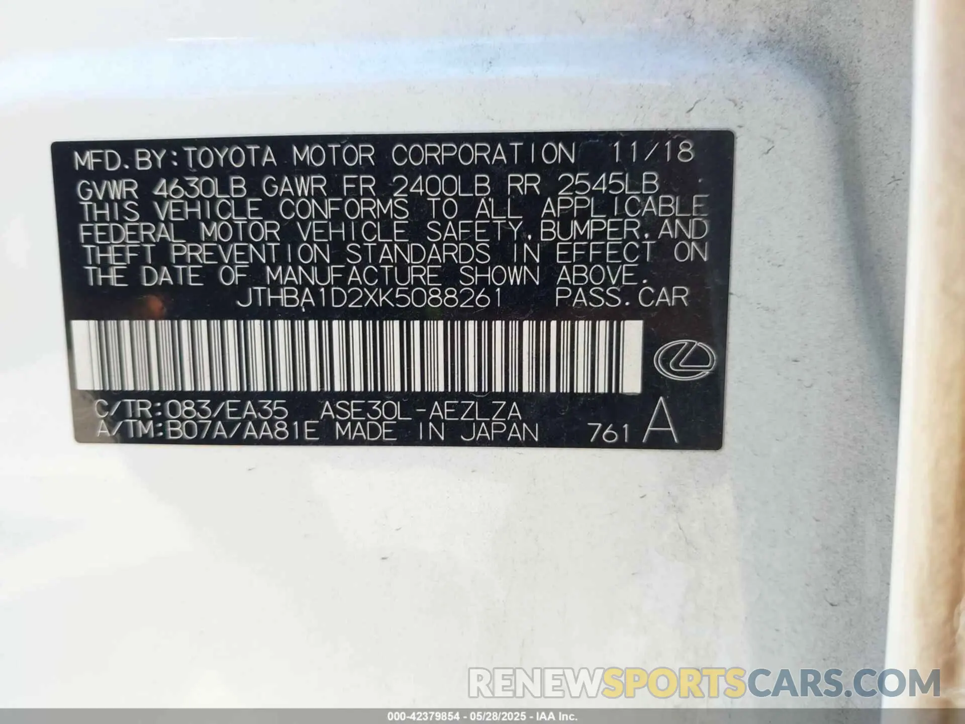9 Photograph of a damaged car JTHBA1D2XK5088261 LEXUS IS 300 2019