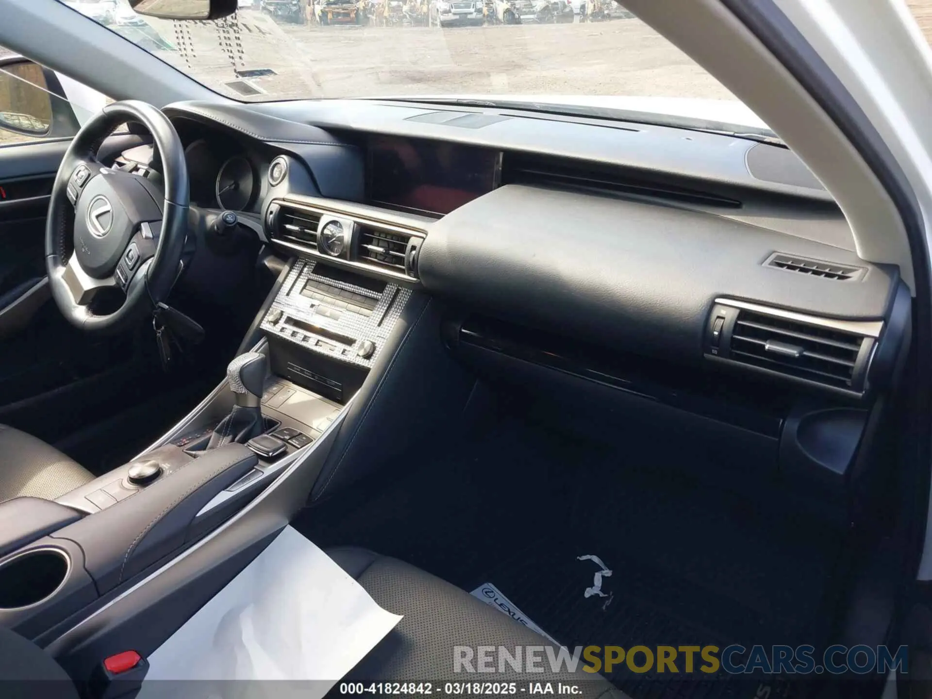 5 Photograph of a damaged car JTHC81D23K5040018 LEXUS IS 300 2019