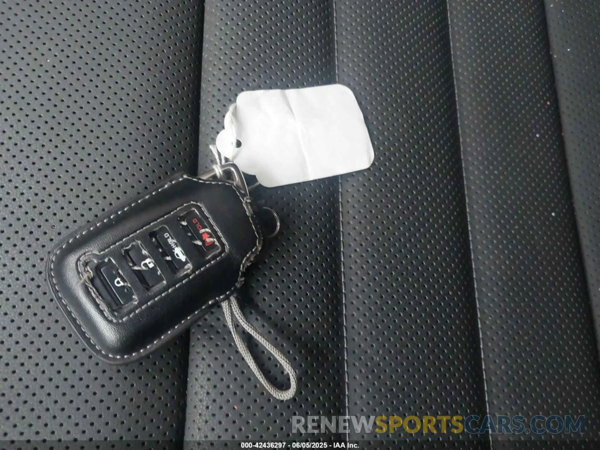 11 Photograph of a damaged car JTHC81D24K5038486 LEXUS IS 300 2019