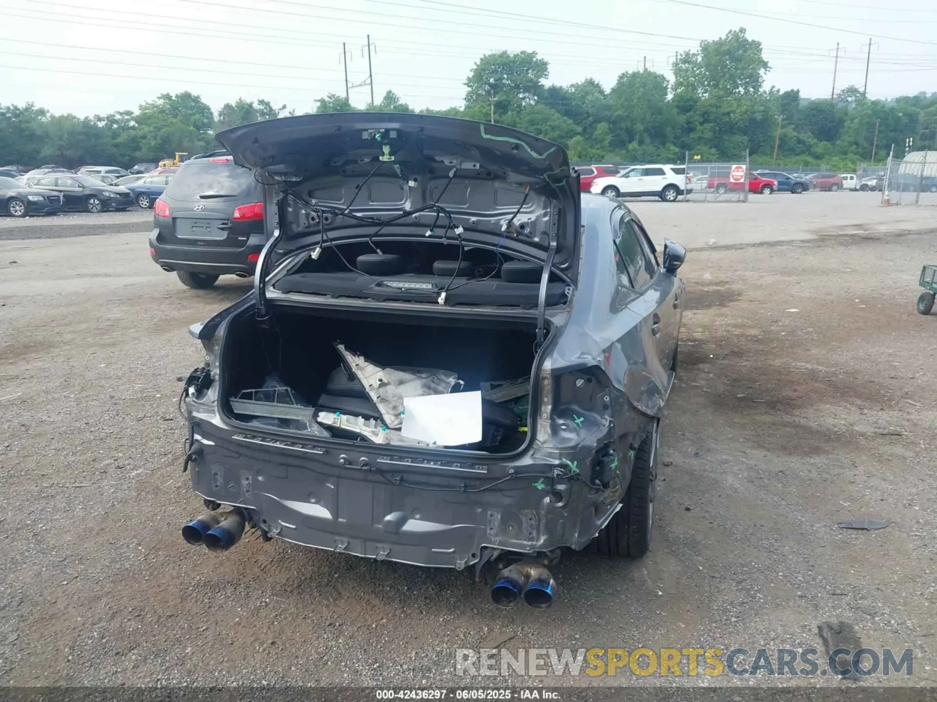 18 Photograph of a damaged car JTHC81D24K5038486 LEXUS IS 300 2019