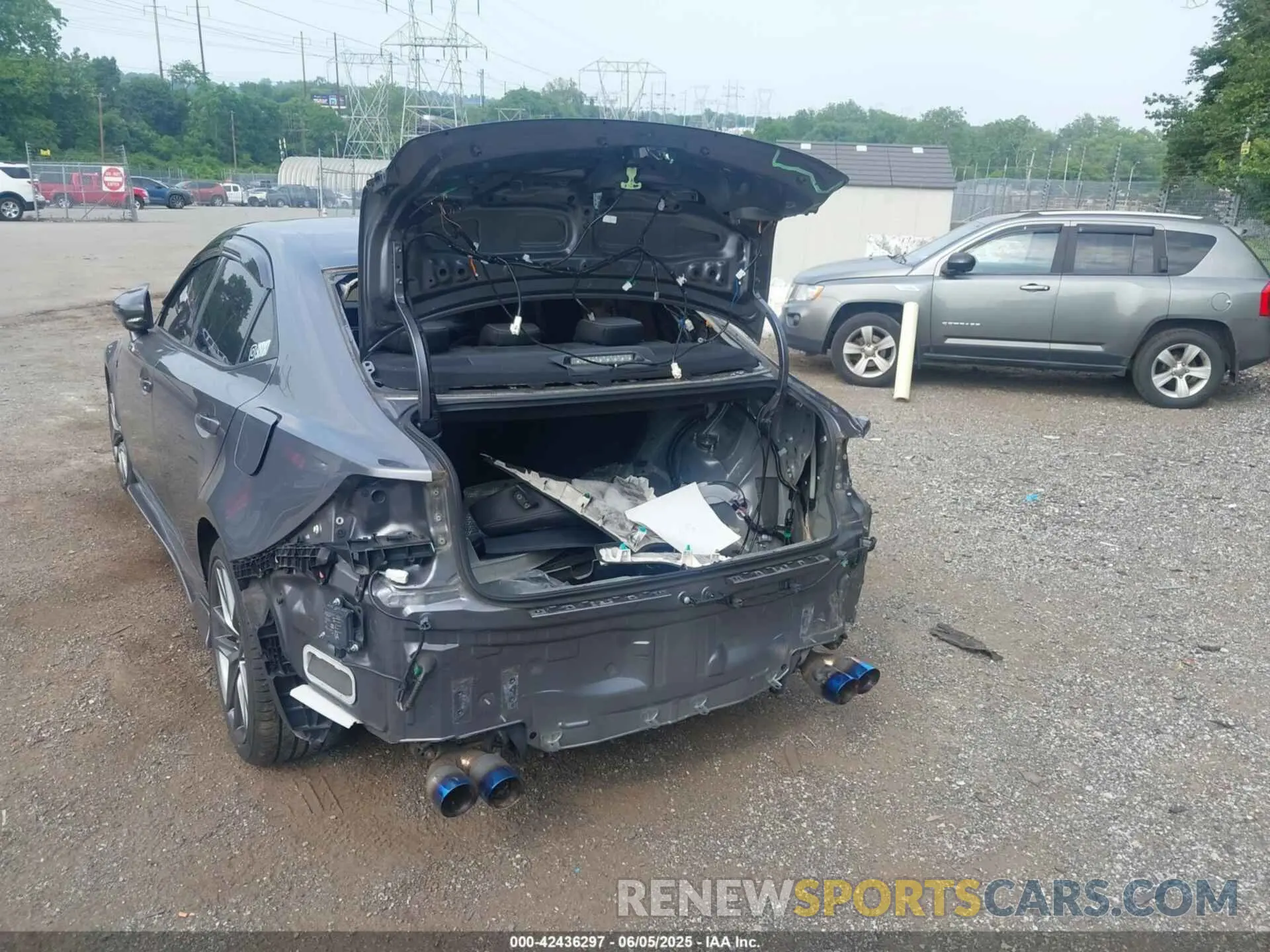 19 Photograph of a damaged car JTHC81D24K5038486 LEXUS IS 300 2019