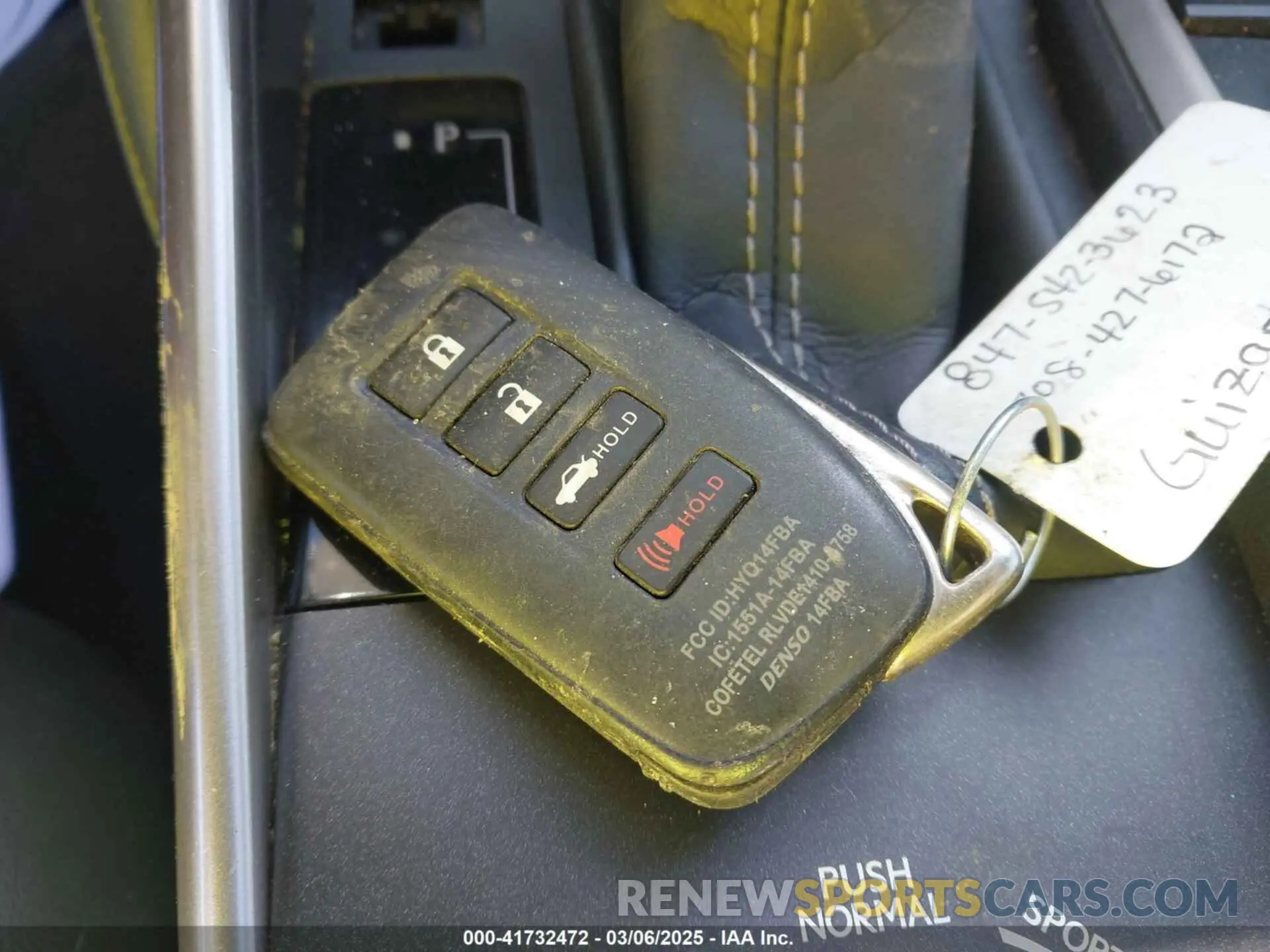 11 Photograph of a damaged car JTHC81D27K5035534 LEXUS IS 300 2019