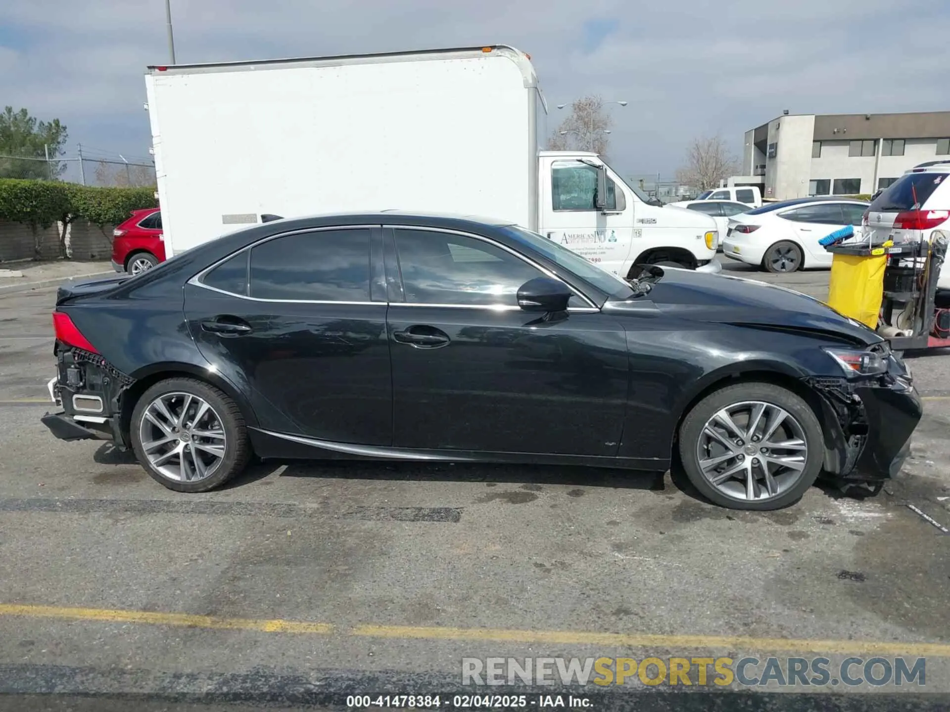 14 Photograph of a damaged car JTHAA1D26L5108194 LEXUS IS 300 2020