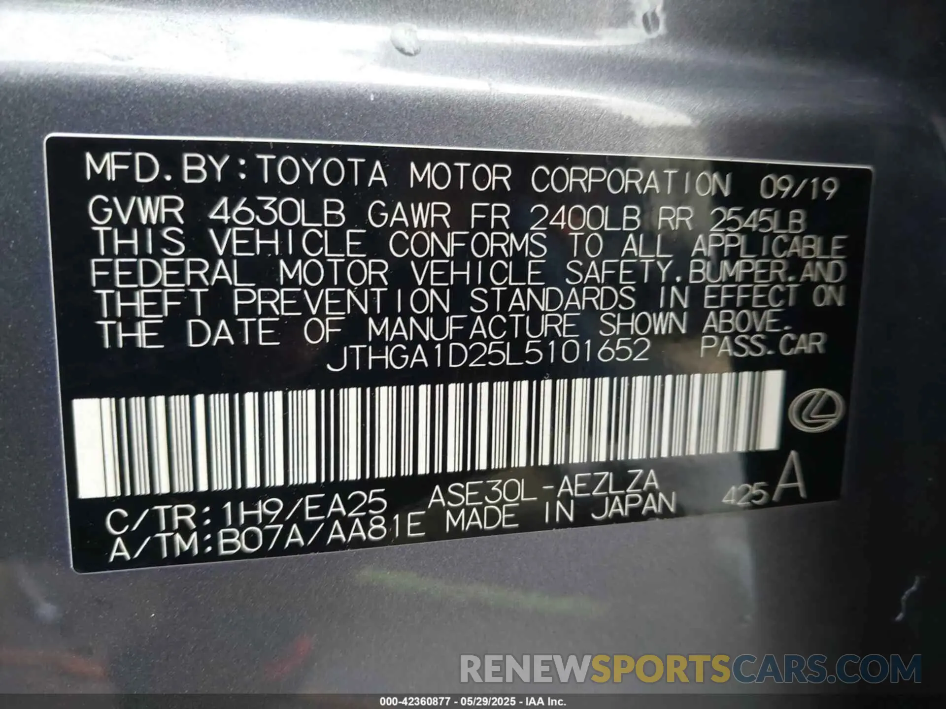 9 Photograph of a damaged car JTHGA1D25L5101652 LEXUS IS 300 2020