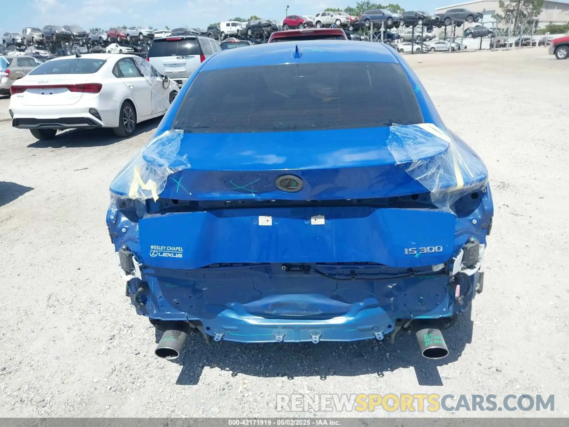 17 Photograph of a damaged car JTHAA1D20M5115188 LEXUS IS 300 2021