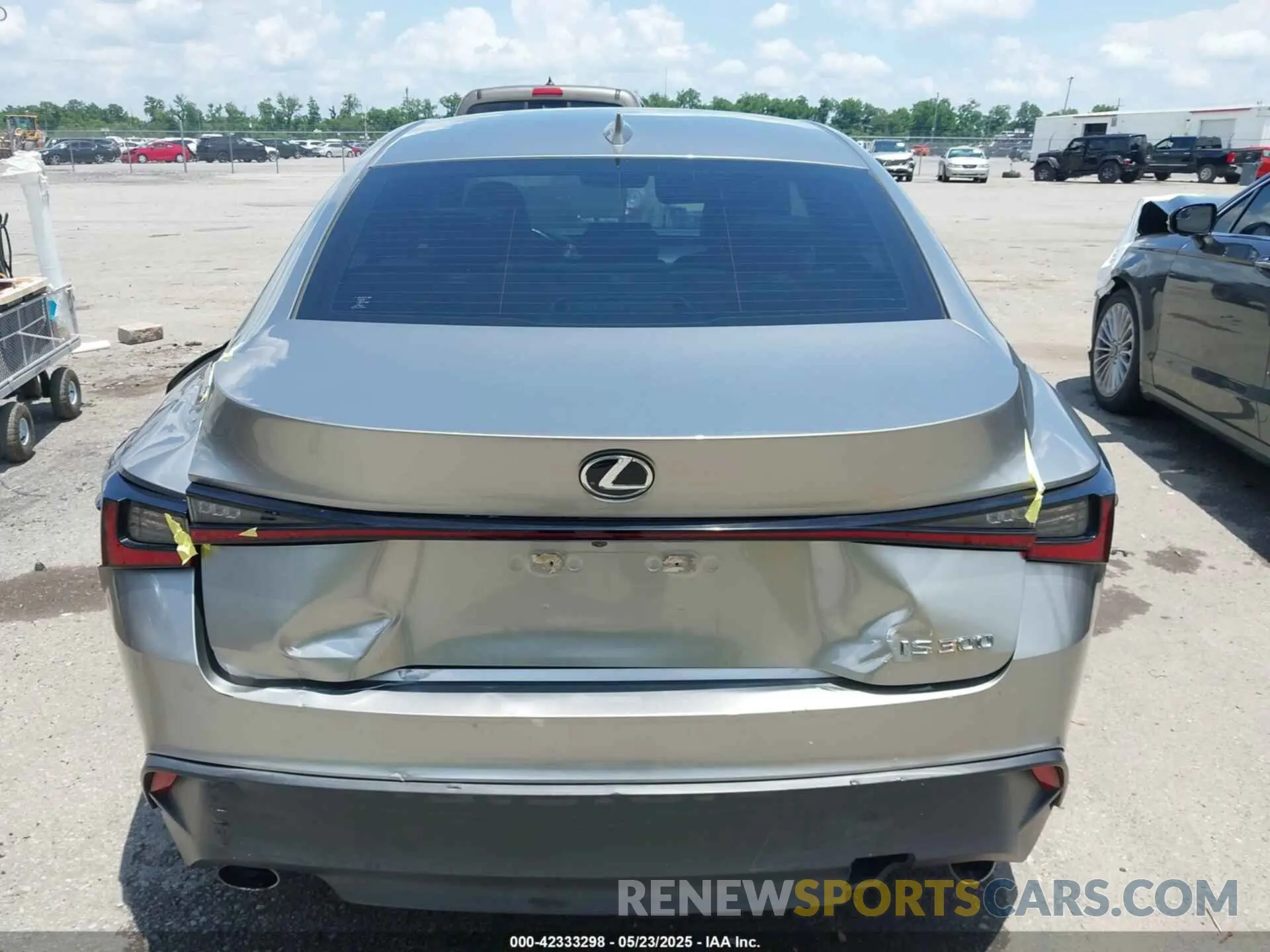 16 Photograph of a damaged car JTHAA1D2XM5109835 LEXUS IS 300 2021