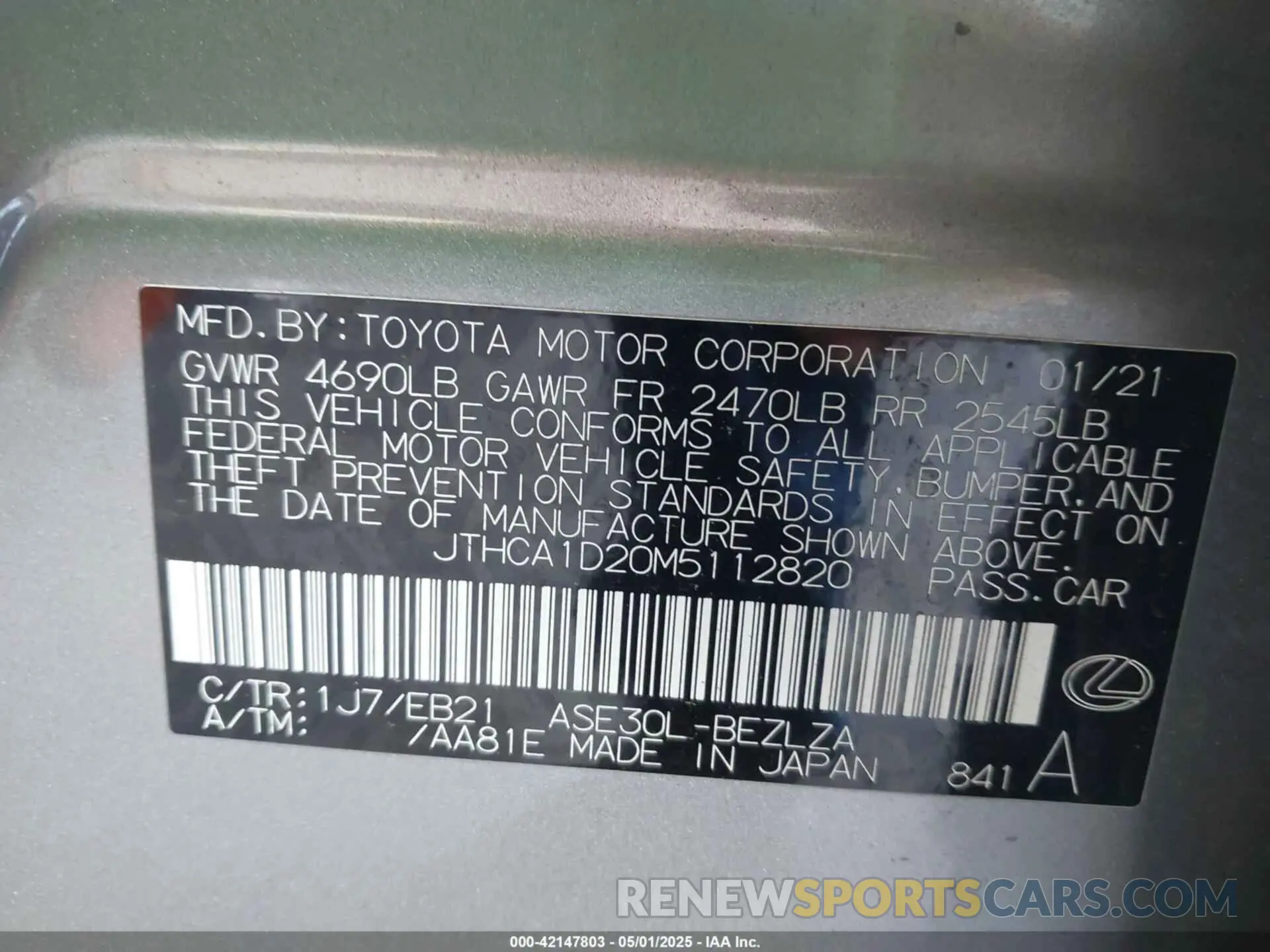 9 Photograph of a damaged car JTHCA1D20M5112820 LEXUS IS 300 2021