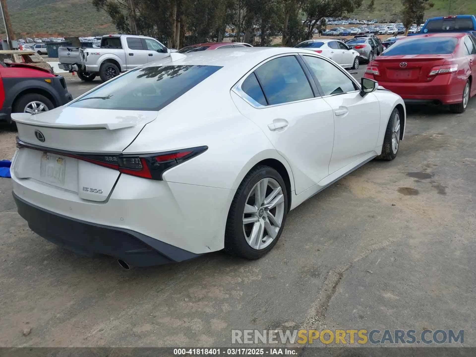 4 Photograph of a damaged car JTHCA1D21M5116584 LEXUS IS 300 2021