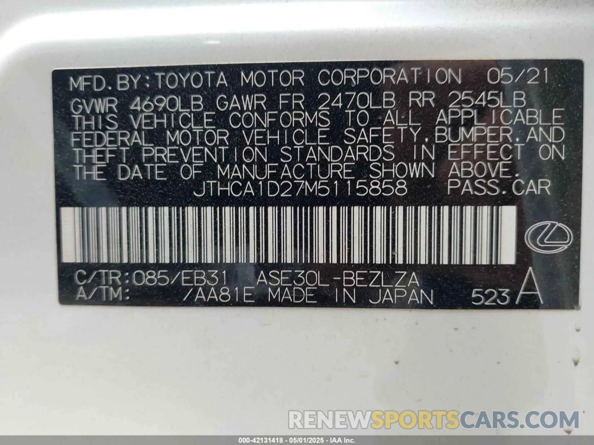 9 Photograph of a damaged car JTHCA1D27M5115858 LEXUS IS 300 2021
