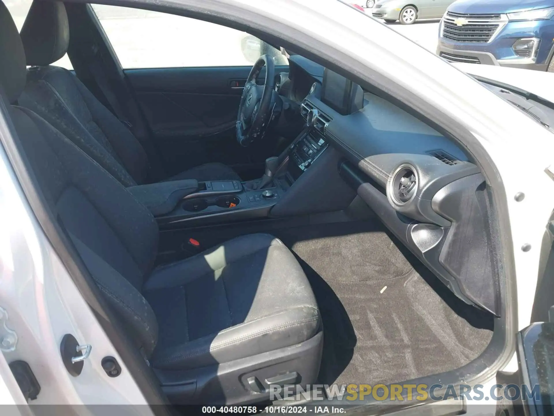 5 Photograph of a damaged car JTHAA1D27N5120552 LEXUS IS 300 2022