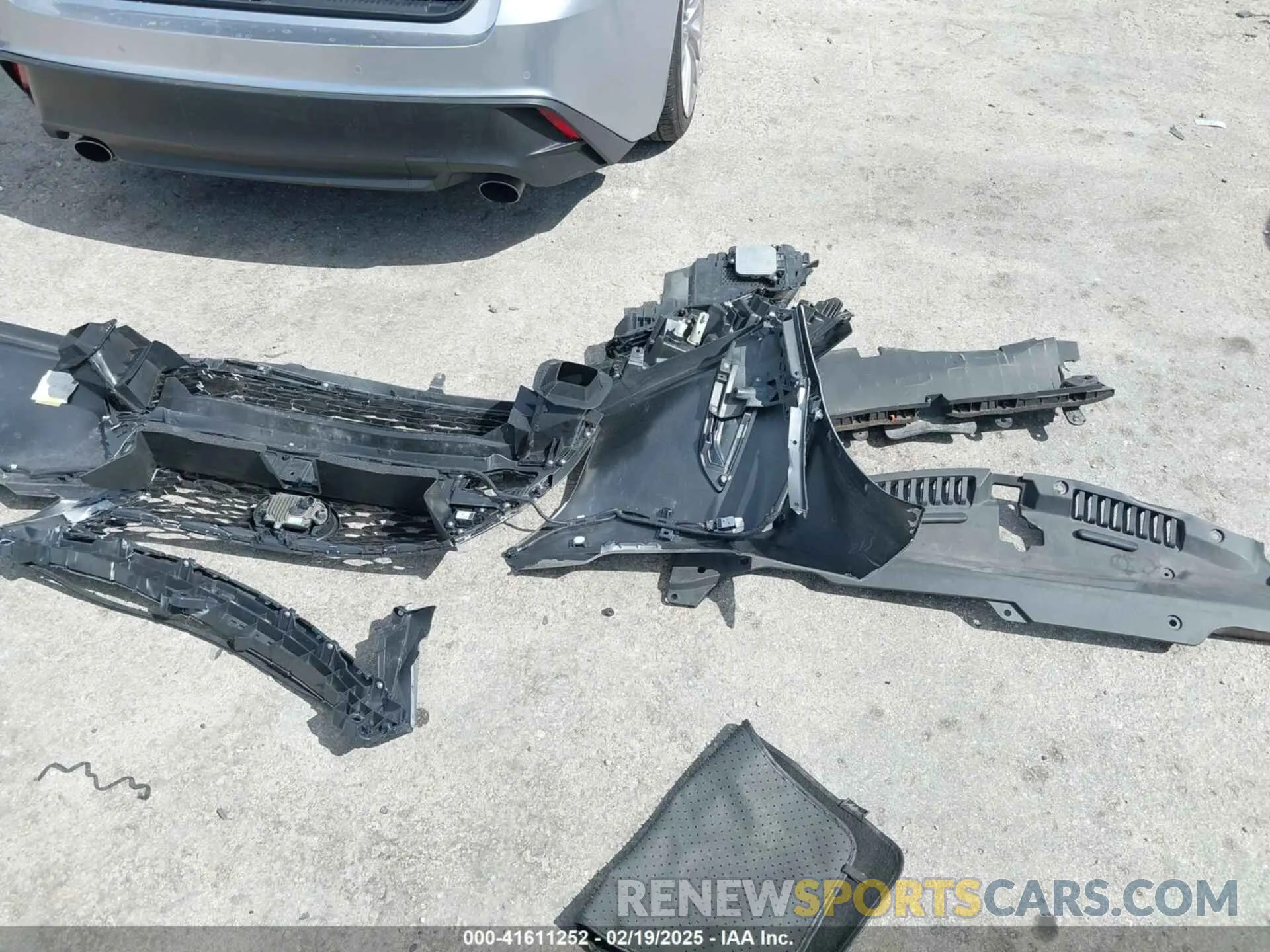 12 Photograph of a damaged car JTHDA1D24N5119341 LEXUS IS 300 2022