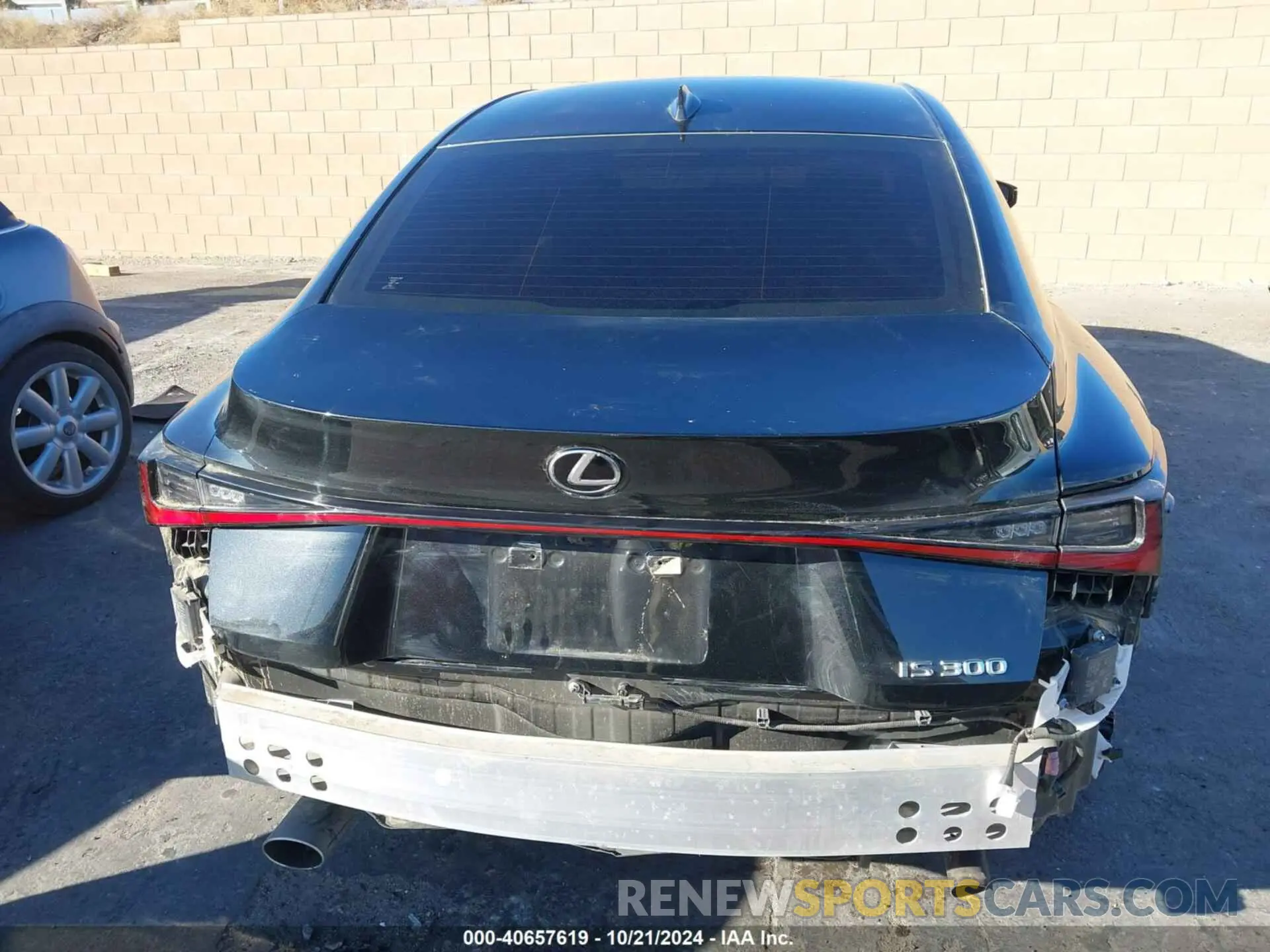 16 Photograph of a damaged car JTHDA1D27N5122492 LEXUS IS 300 2022