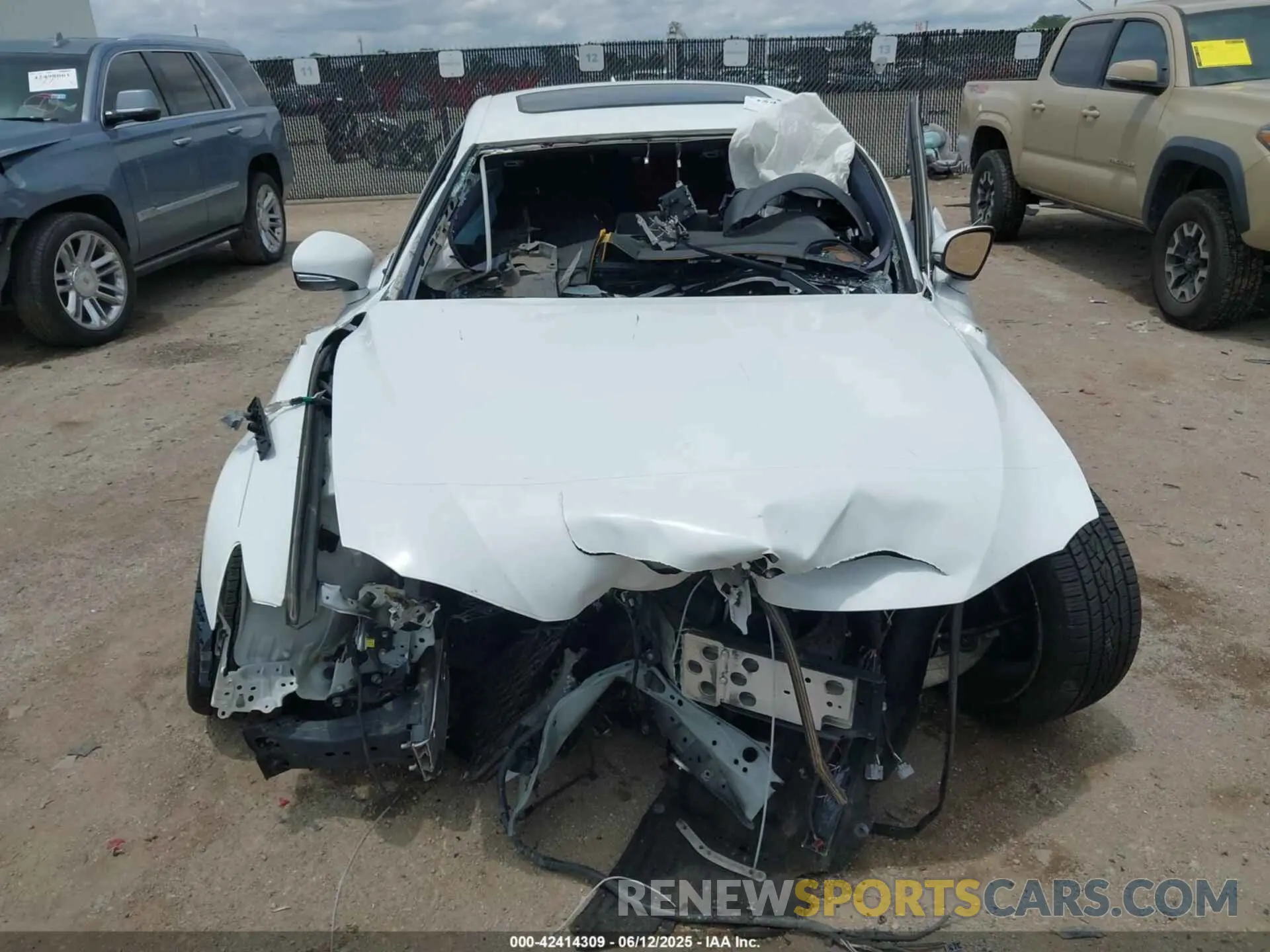 11 Photograph of a damaged car JTHBZ1D2XK5034161 LEXUS IS 350 2019