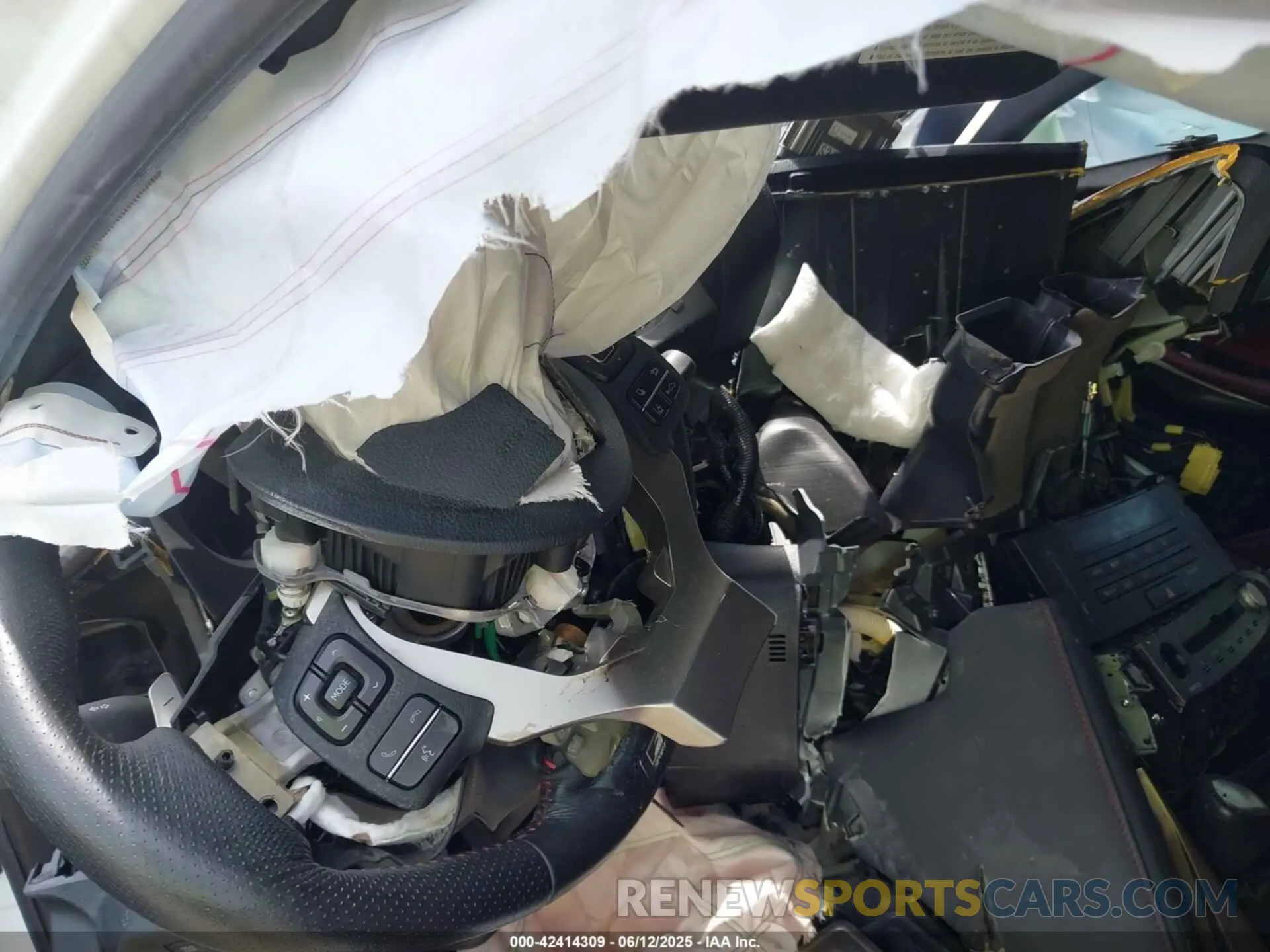 7 Photograph of a damaged car JTHBZ1D2XK5034161 LEXUS IS 350 2019