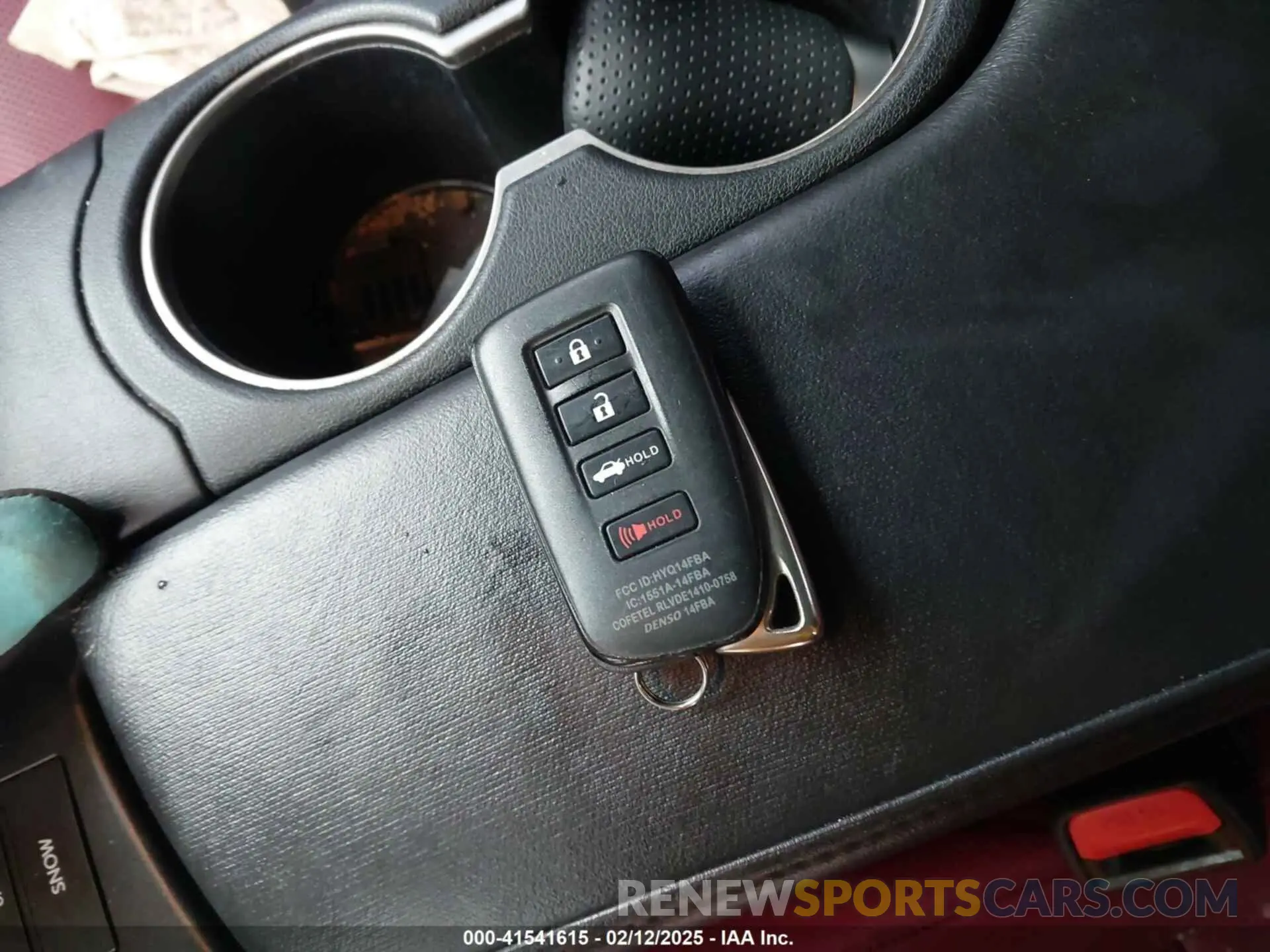 11 Photograph of a damaged car JTHCZ1D27K5016253 LEXUS IS 350 2019