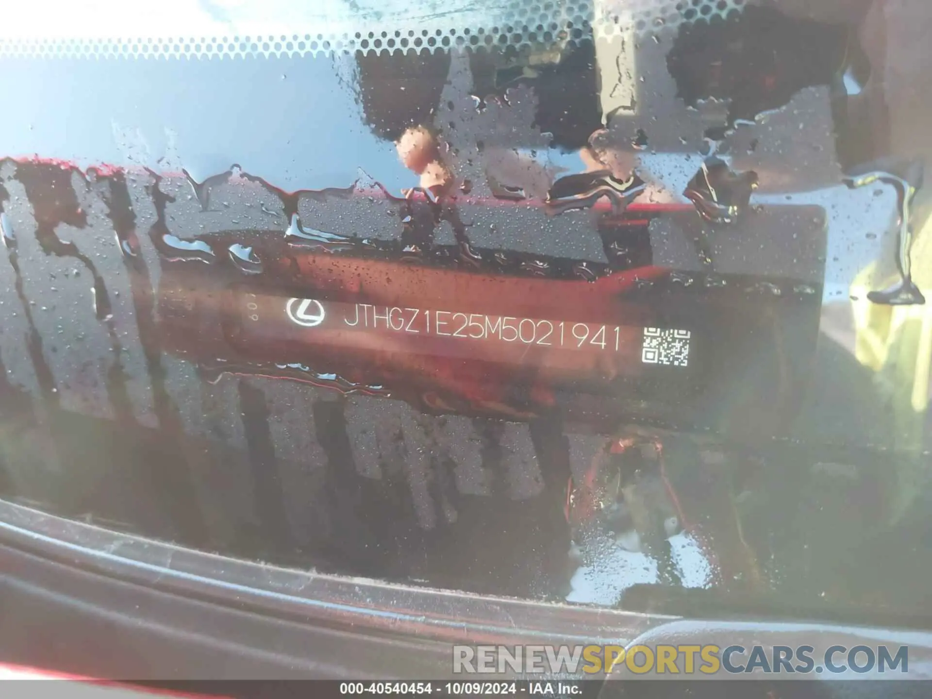 9 Photograph of a damaged car JTHGZ1E25M5021941 LEXUS IS 350 2021