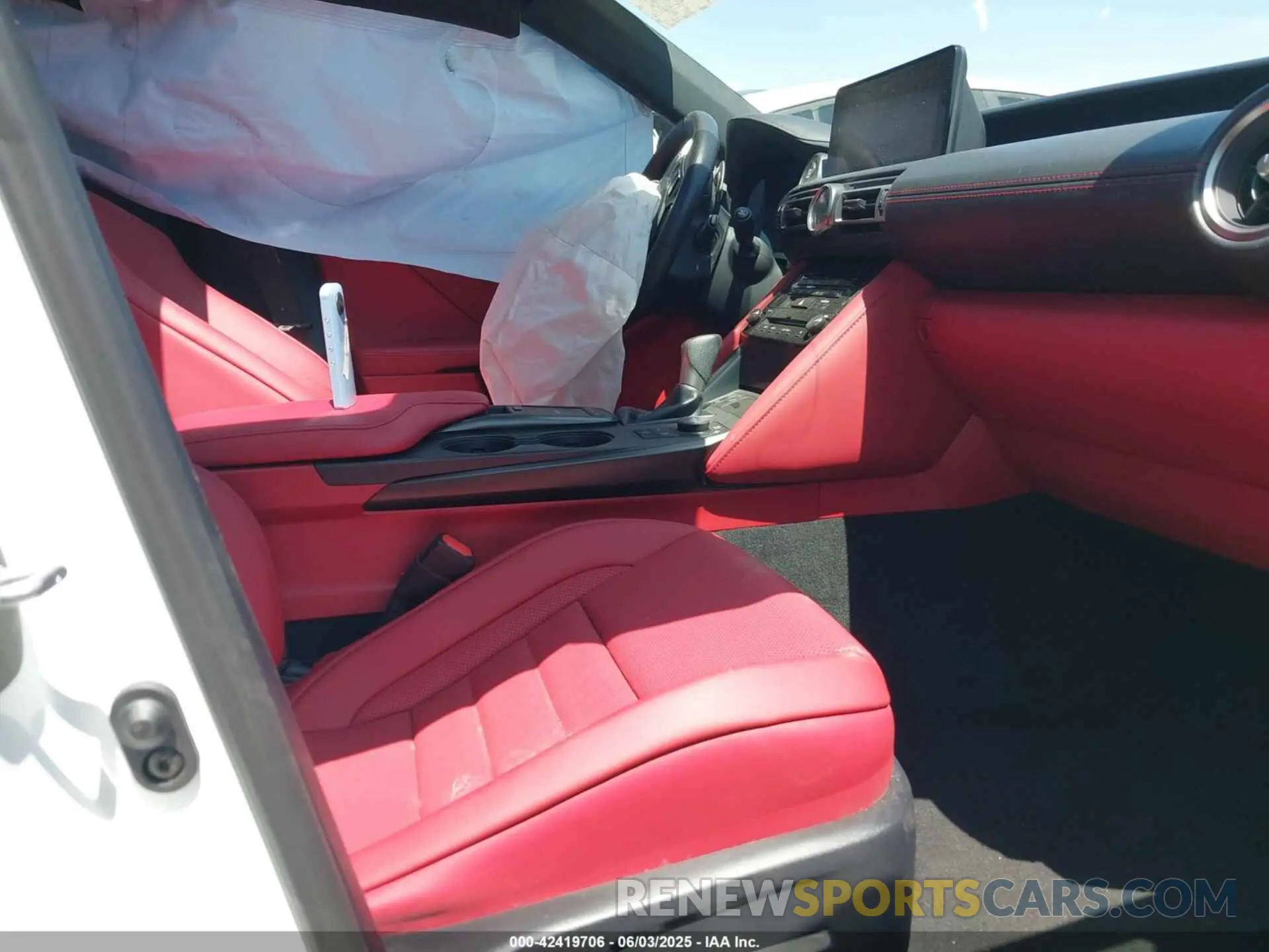 5 Photograph of a damaged car JTHGZ1B21N5054263 LEXUS IS 350 2022