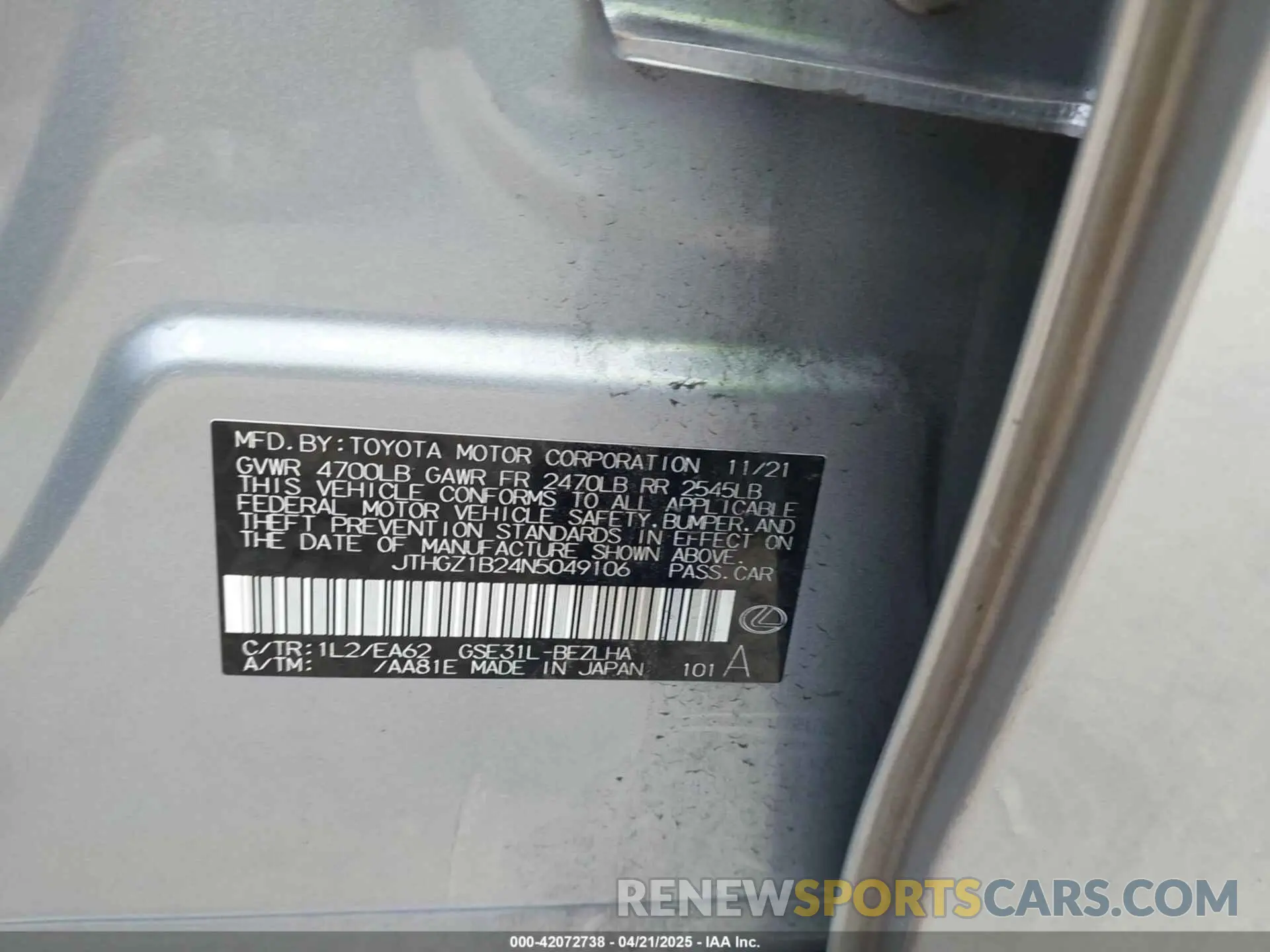 9 Photograph of a damaged car JTHGZ1B24N5049106 LEXUS IS 350 2022
