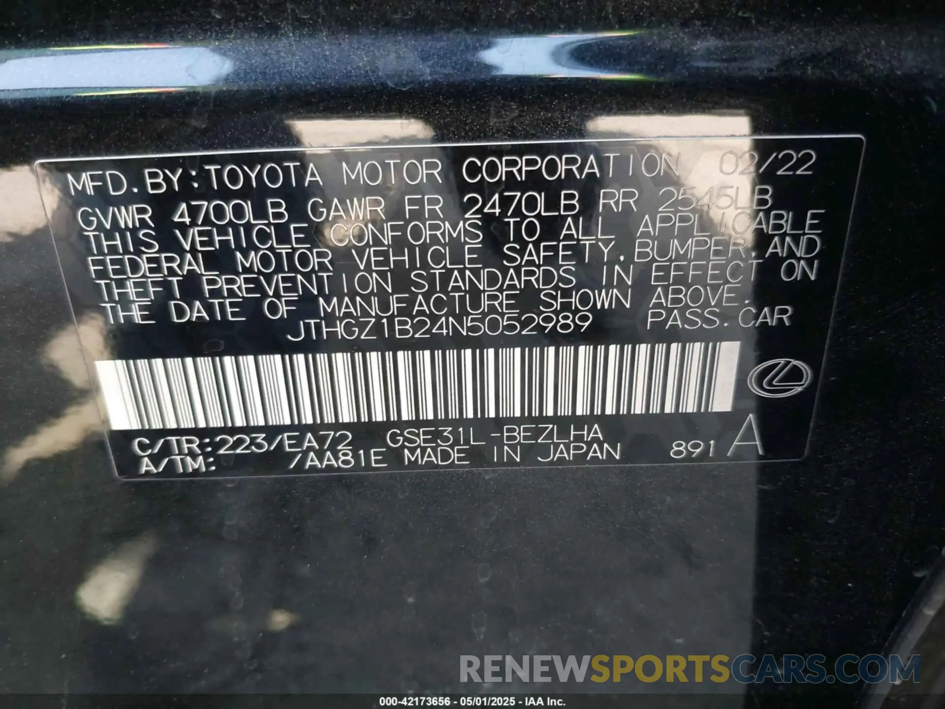 9 Photograph of a damaged car JTHGZ1B24N5052989 LEXUS IS 350 2022