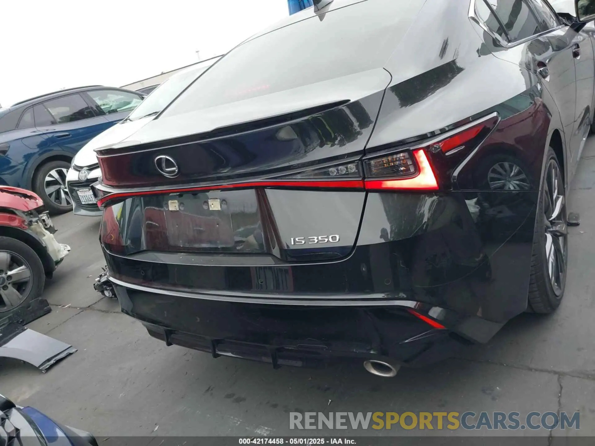 16 Photograph of a damaged car JTHGZ1B25N5049860 LEXUS IS 350 2022