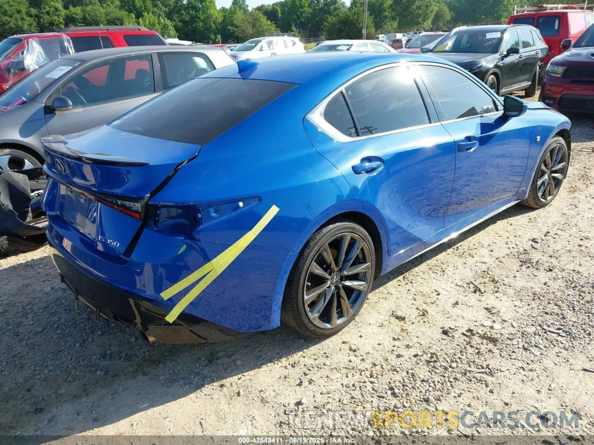 4 Photograph of a damaged car JTHGZ1B28N5058262 LEXUS IS 350 2022
