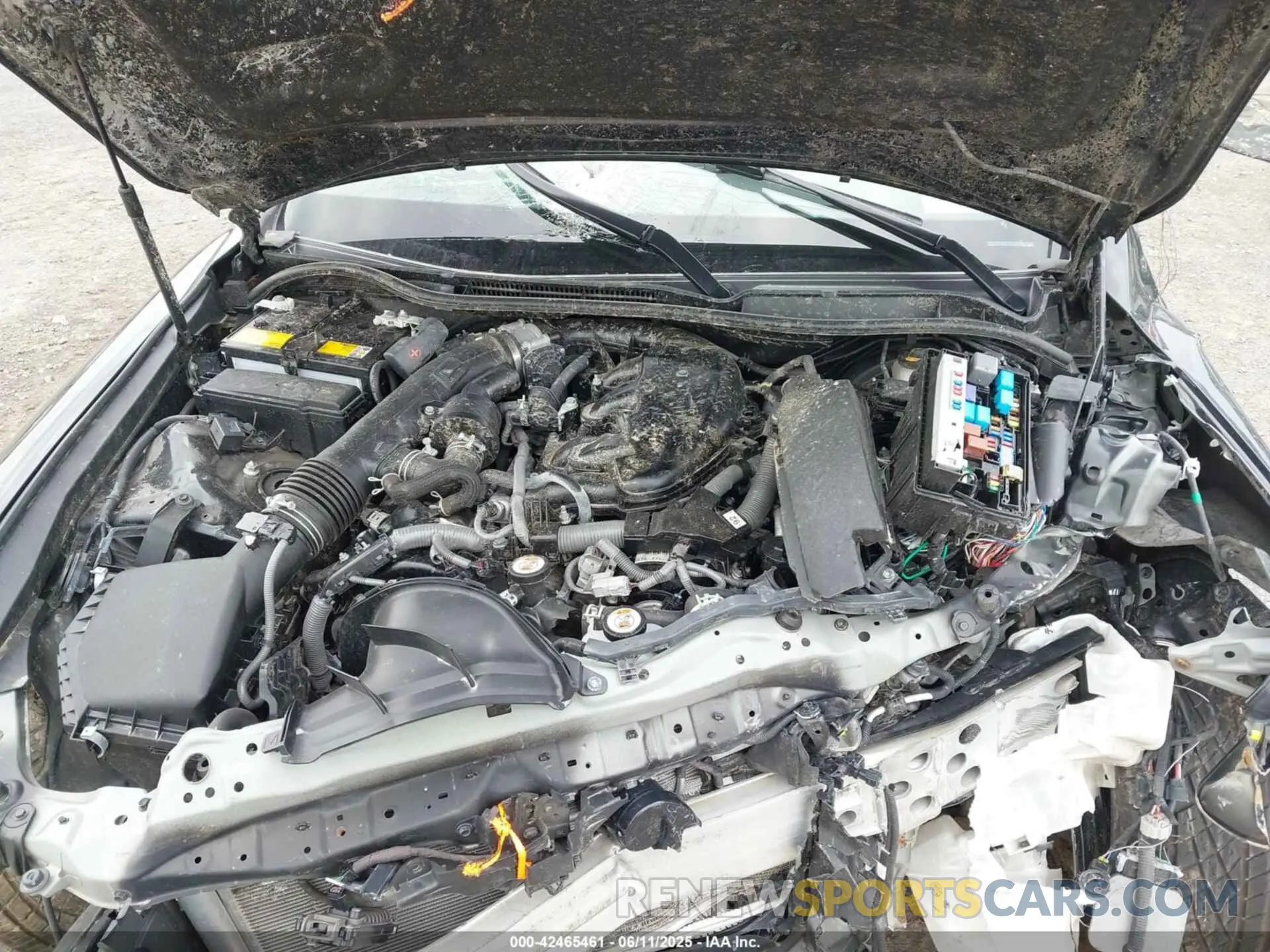 10 Photograph of a damaged car JTHGZ1E25N5026140 LEXUS IS 350 2022
