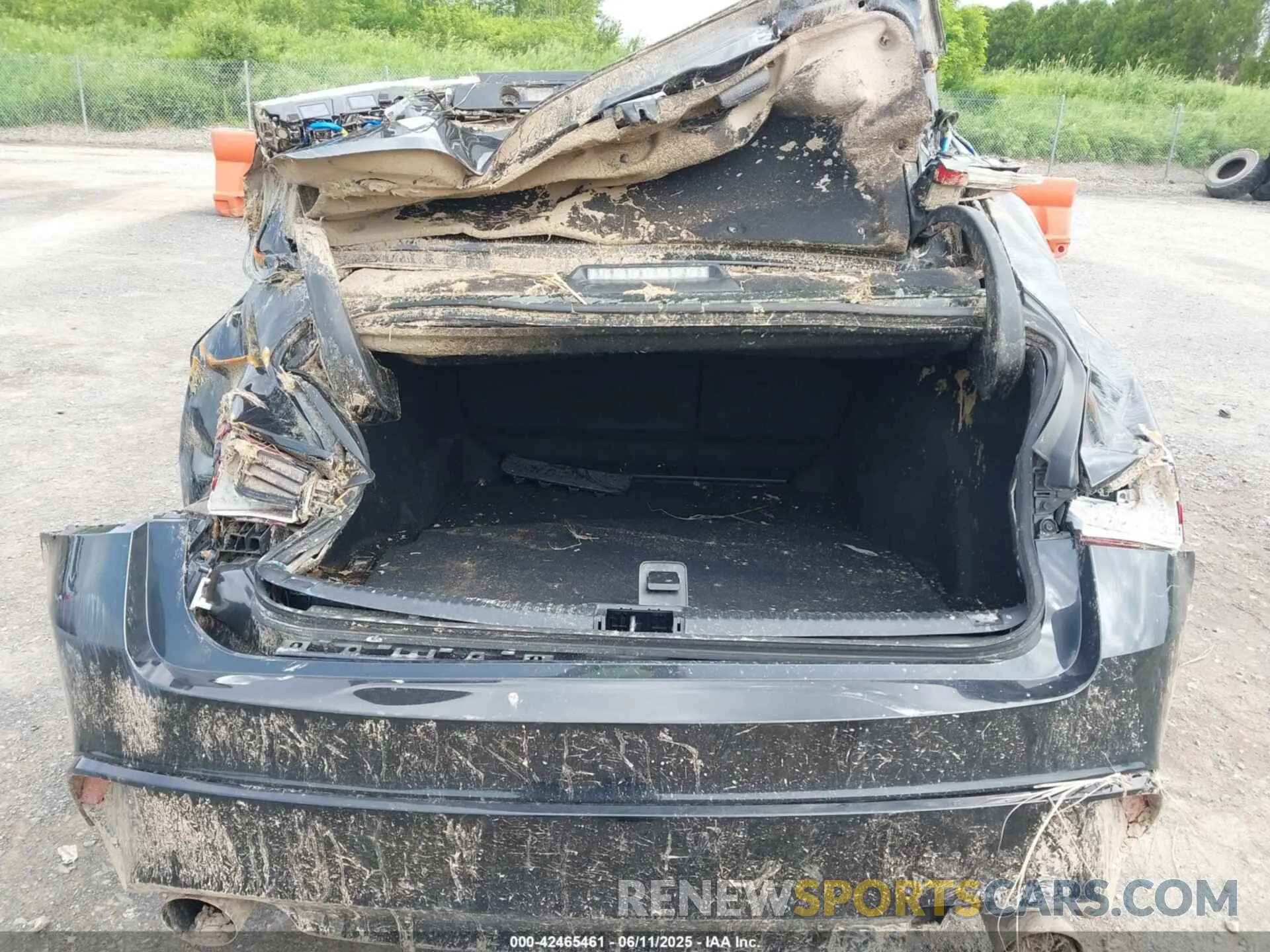 17 Photograph of a damaged car JTHGZ1E25N5026140 LEXUS IS 350 2022