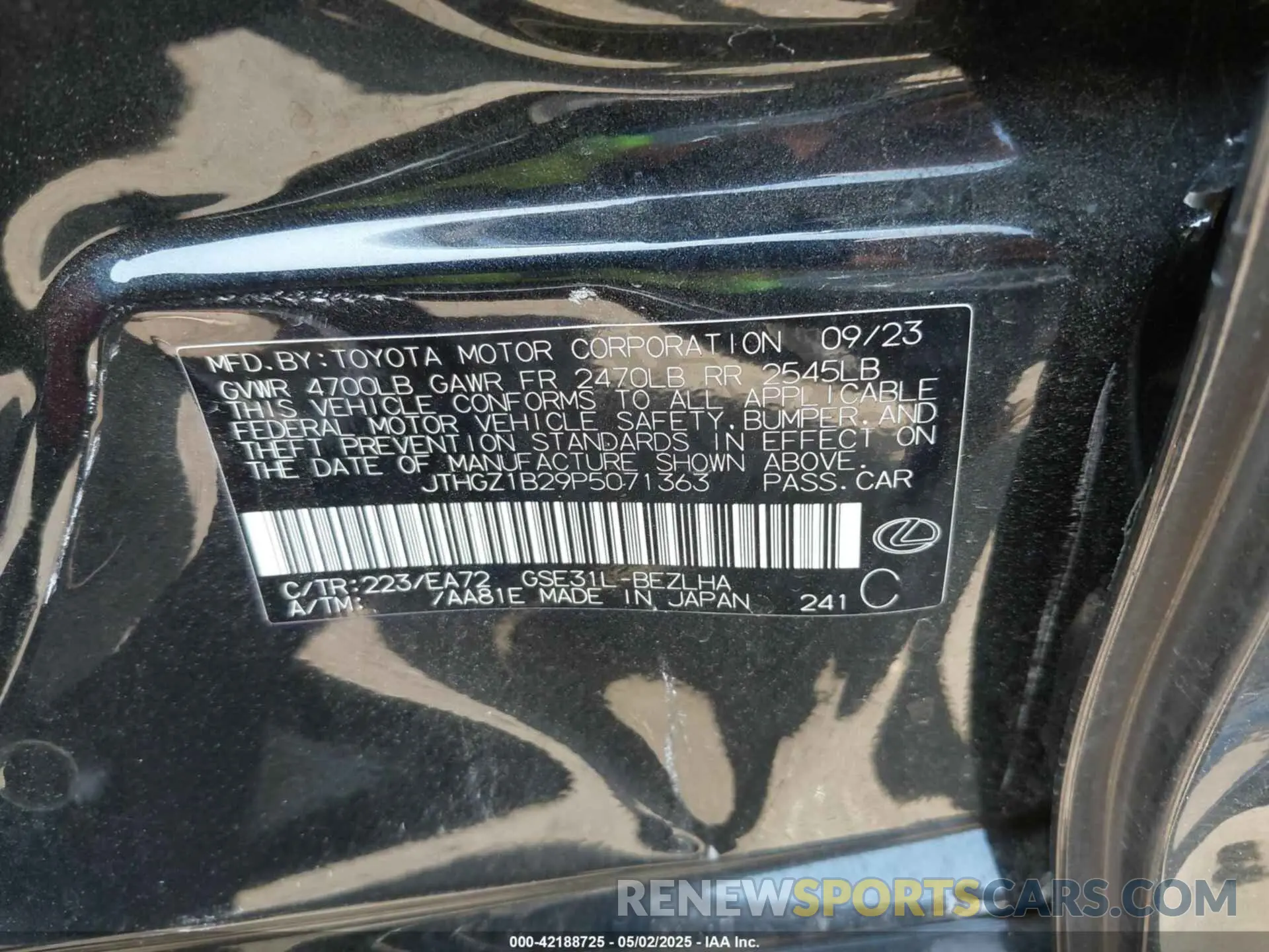 9 Photograph of a damaged car JTHGZ1B29P5071363 LEXUS IS 350 2023