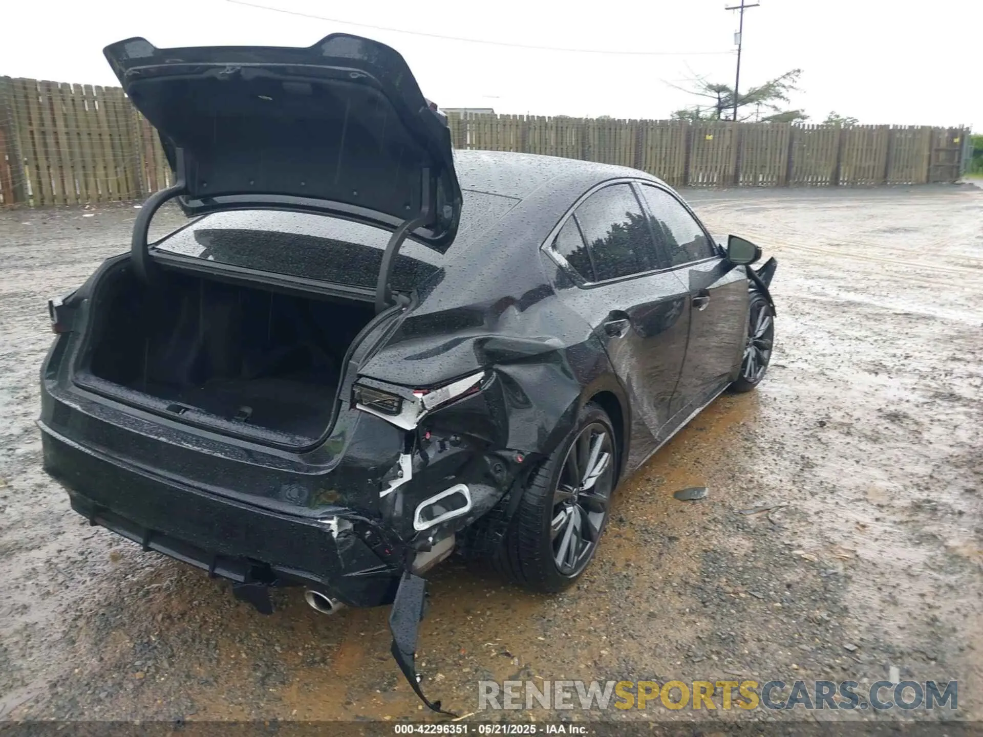 4 Photograph of a damaged car JTHGZ1E27S5038205 LEXUS IS 350 2025