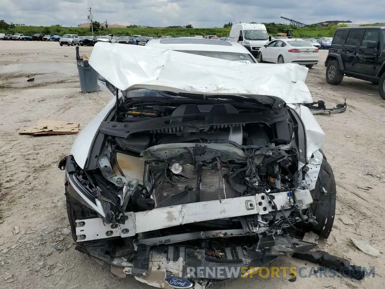 5 Photograph of a damaged car JTHGZ1B2XN5048879 LEXUS IS 350 F S 2022
