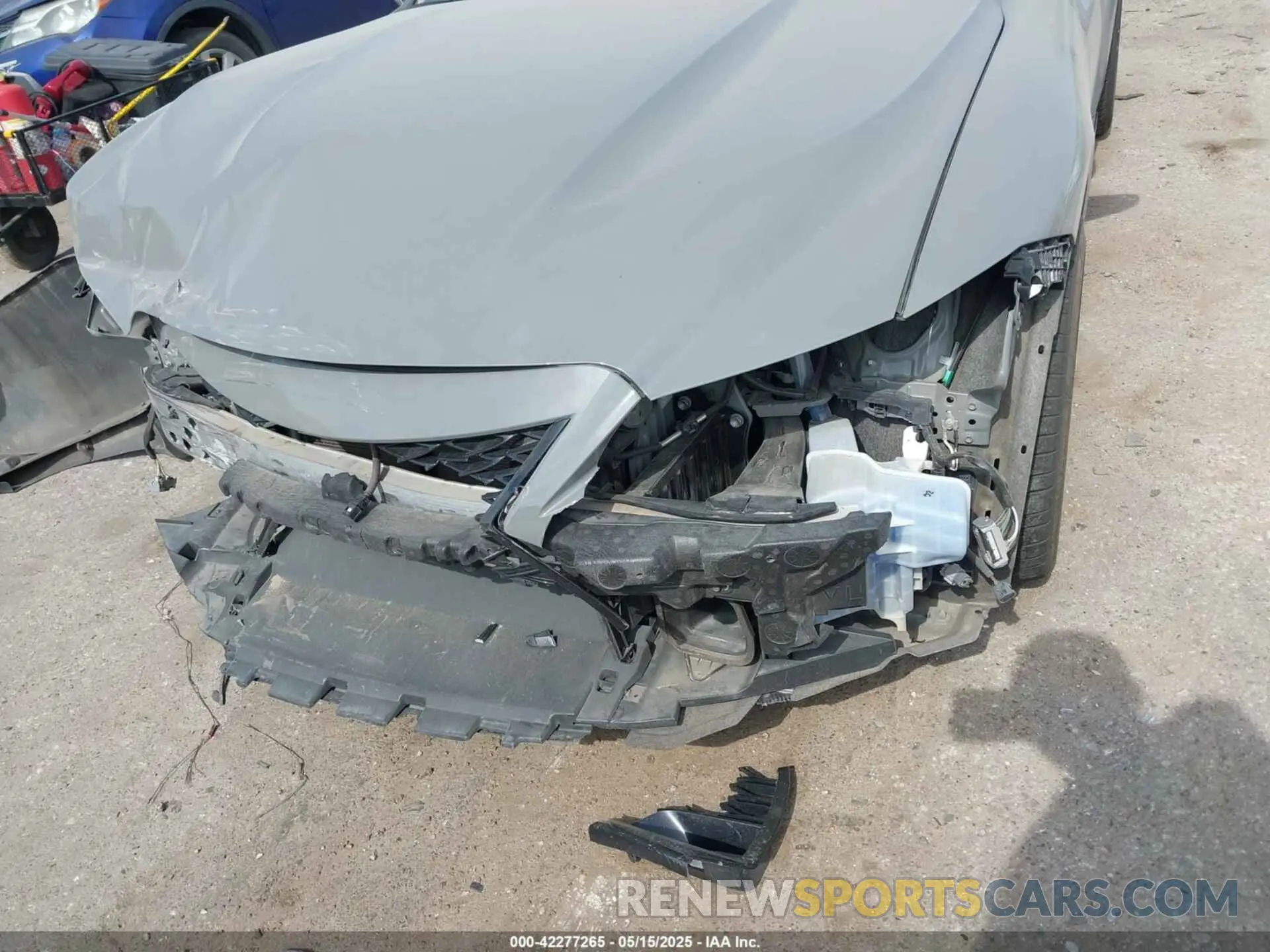 6 Photograph of a damaged car JTHUP1D24N5001370 LEXUS IS 500 2022