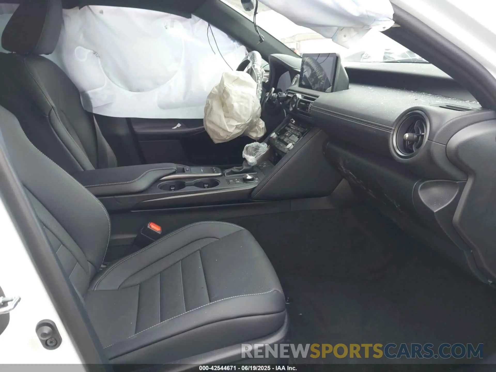 5 Photograph of a damaged car JTHAP1D26S5007671 LEXUS IS 500 2025